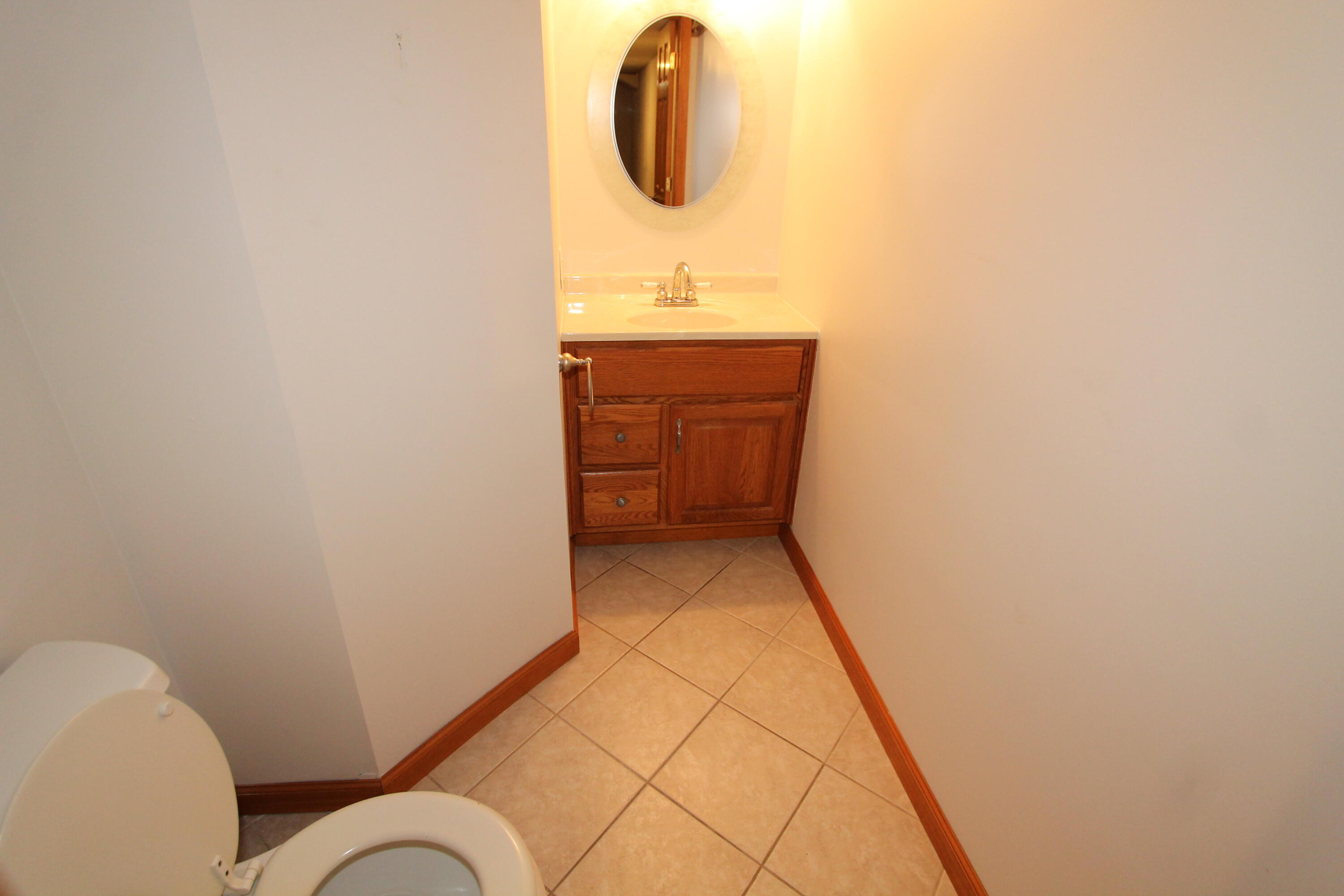 1306 Carlin Ct