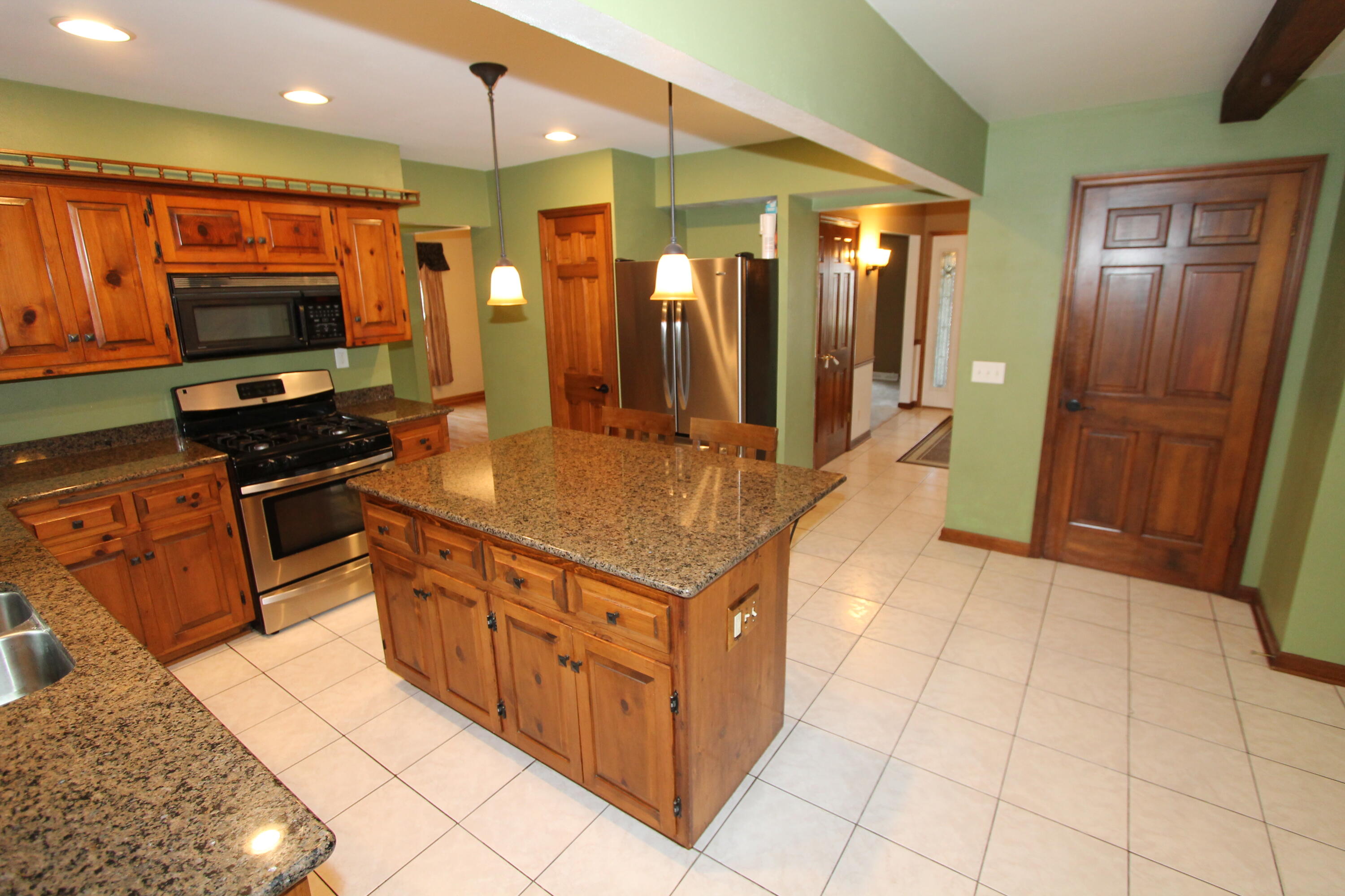 1306 Carlin Ct