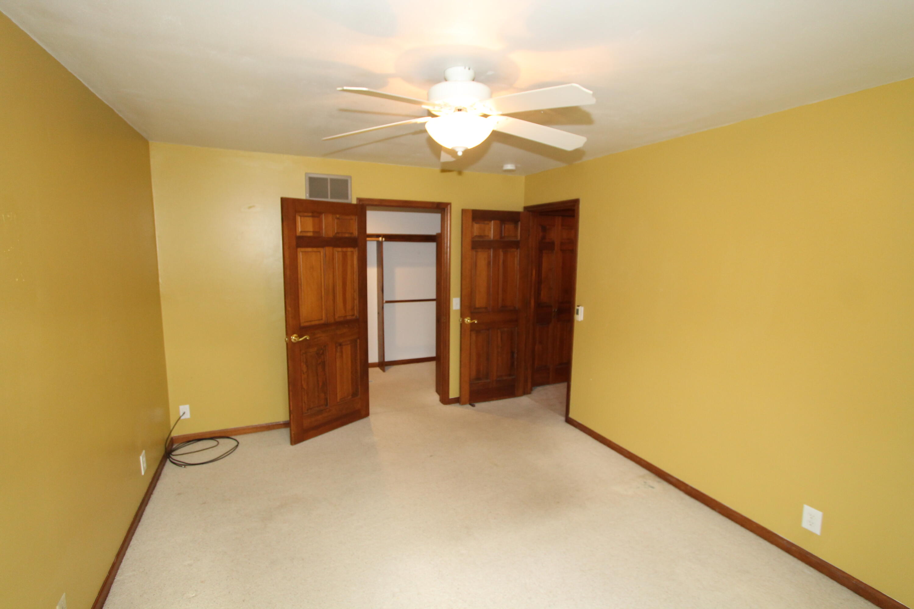 1306 Carlin Ct