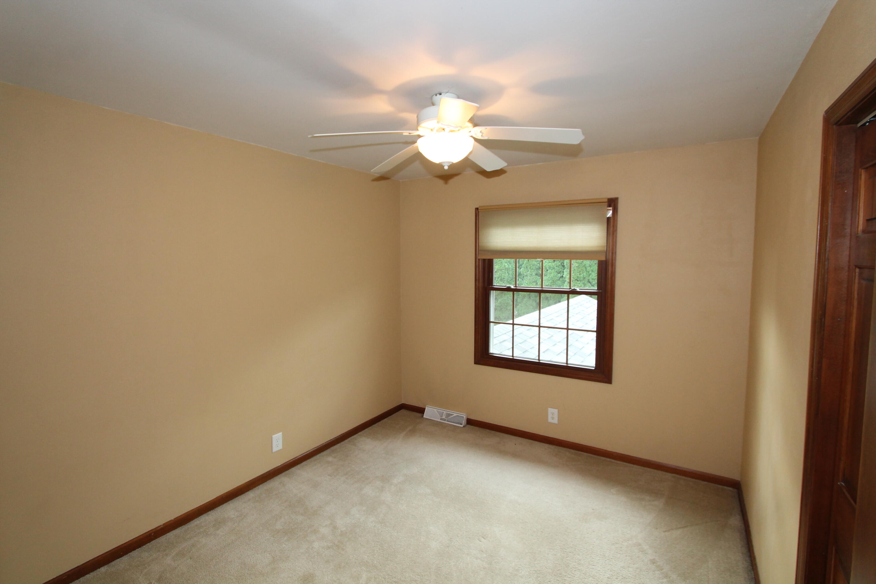 1306 Carlin Ct