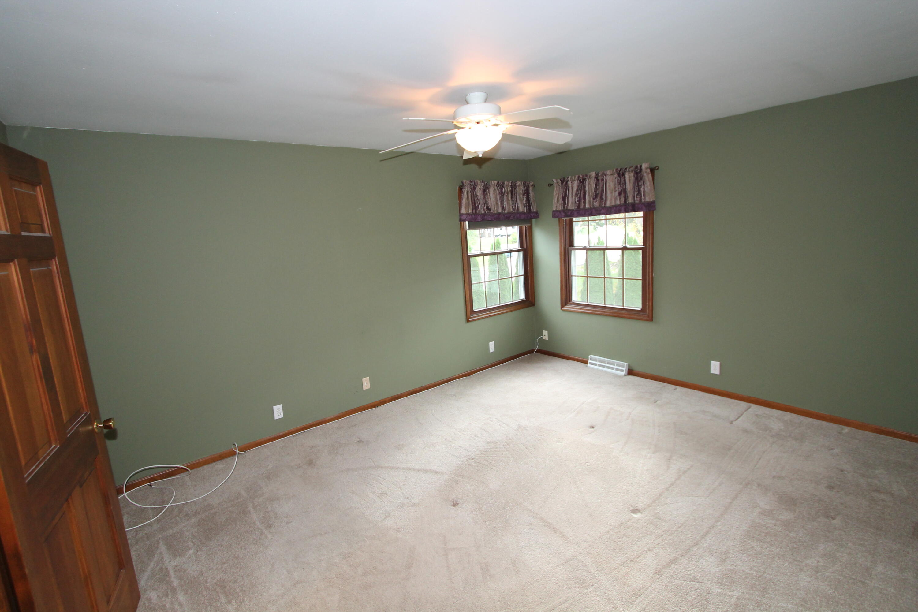 1306 Carlin Ct