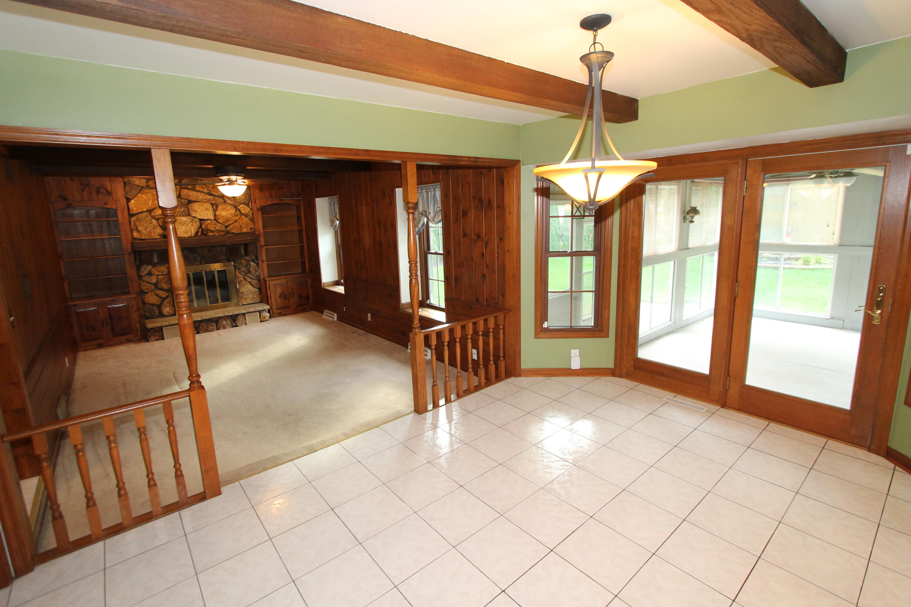 1306 Carlin Ct