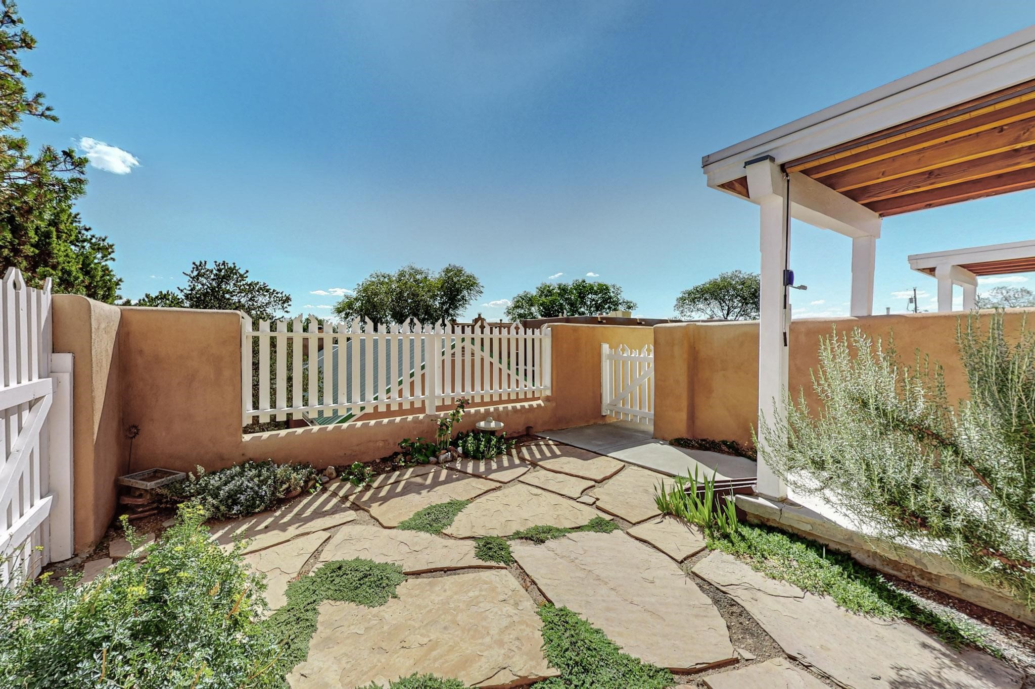 501 Rio Grande Avenue E5