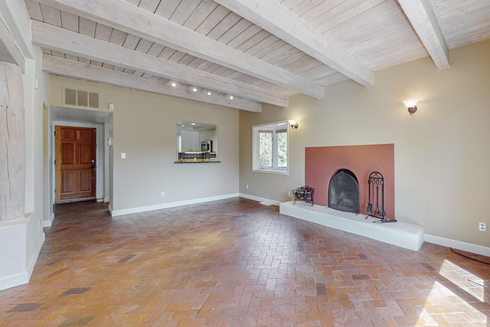 501 Rio Grande Avenue E5