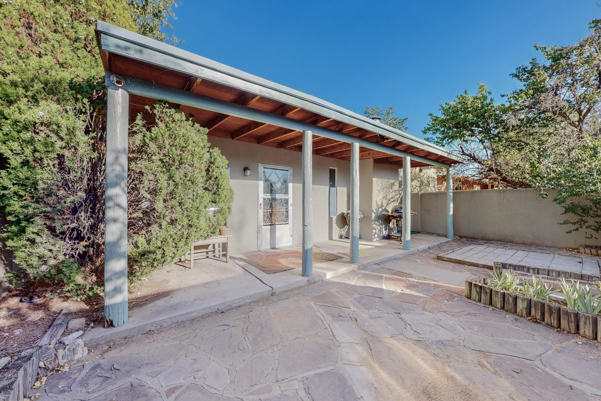 2308 Avenida De Las Campanas