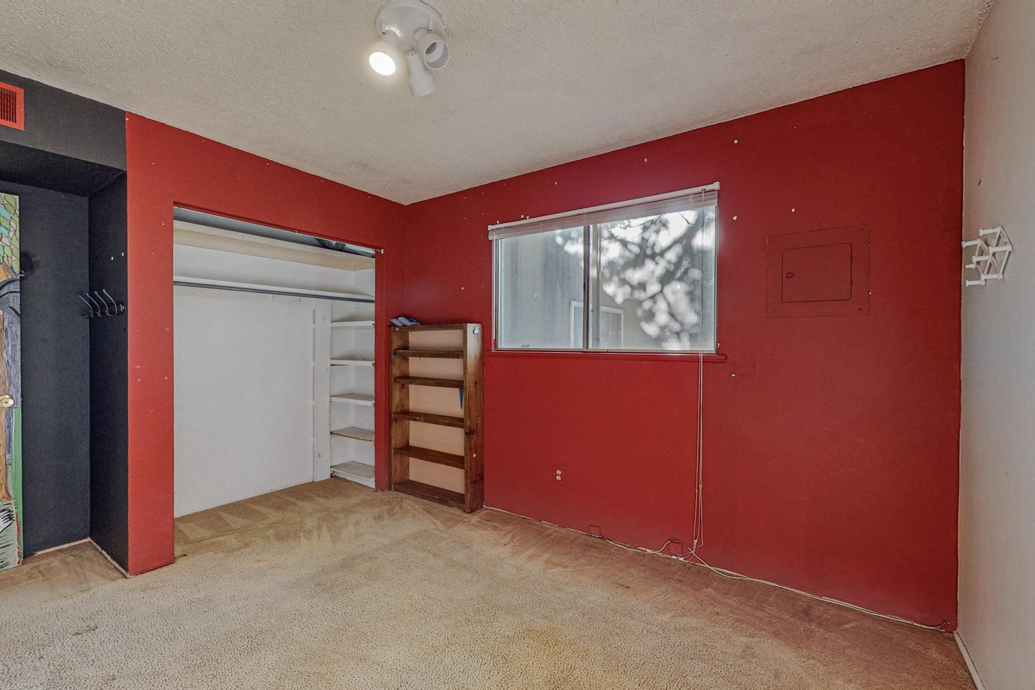 2308 Avenida De Las Campanas