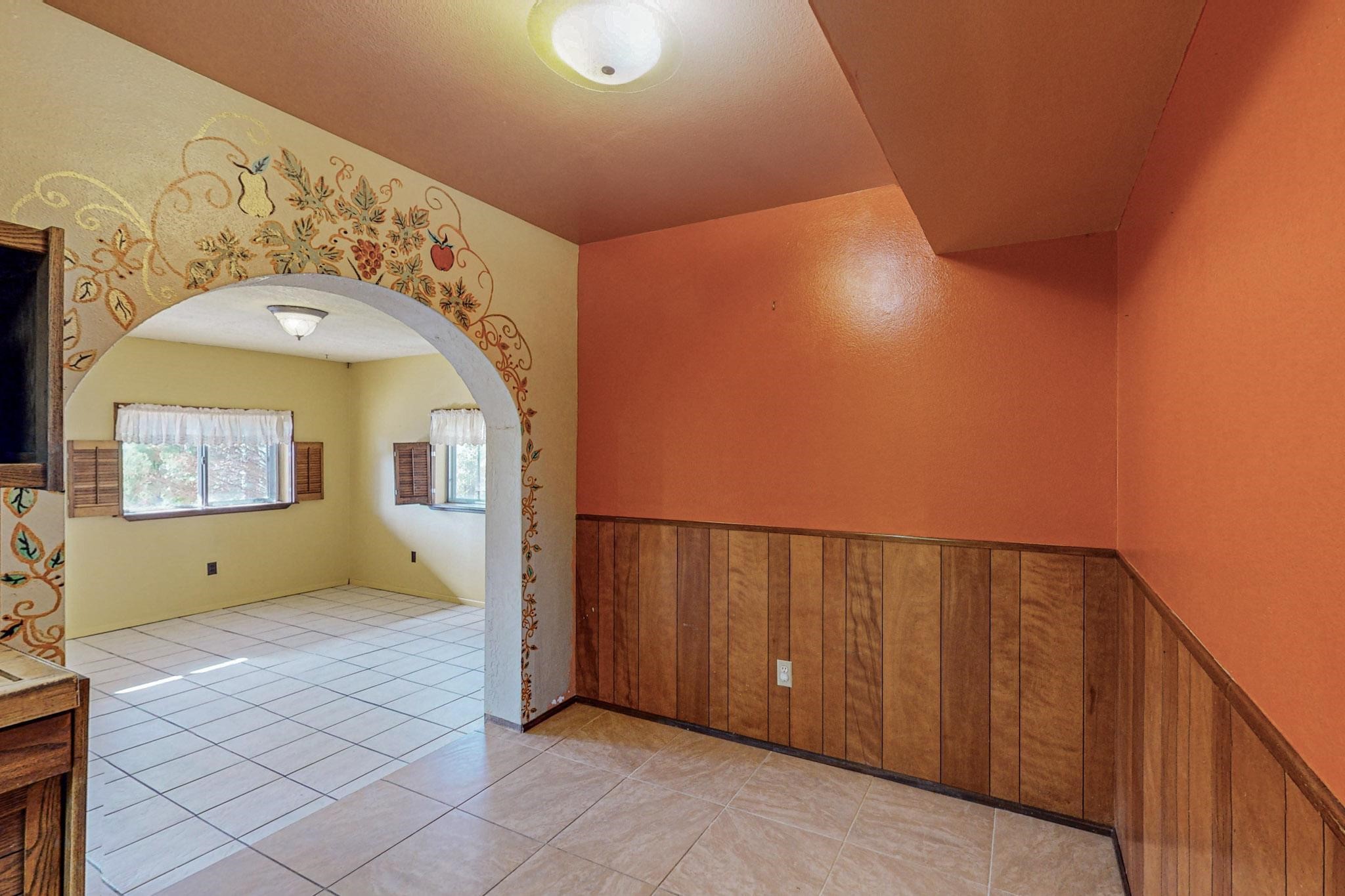 2308 Avenida De Las Campanas