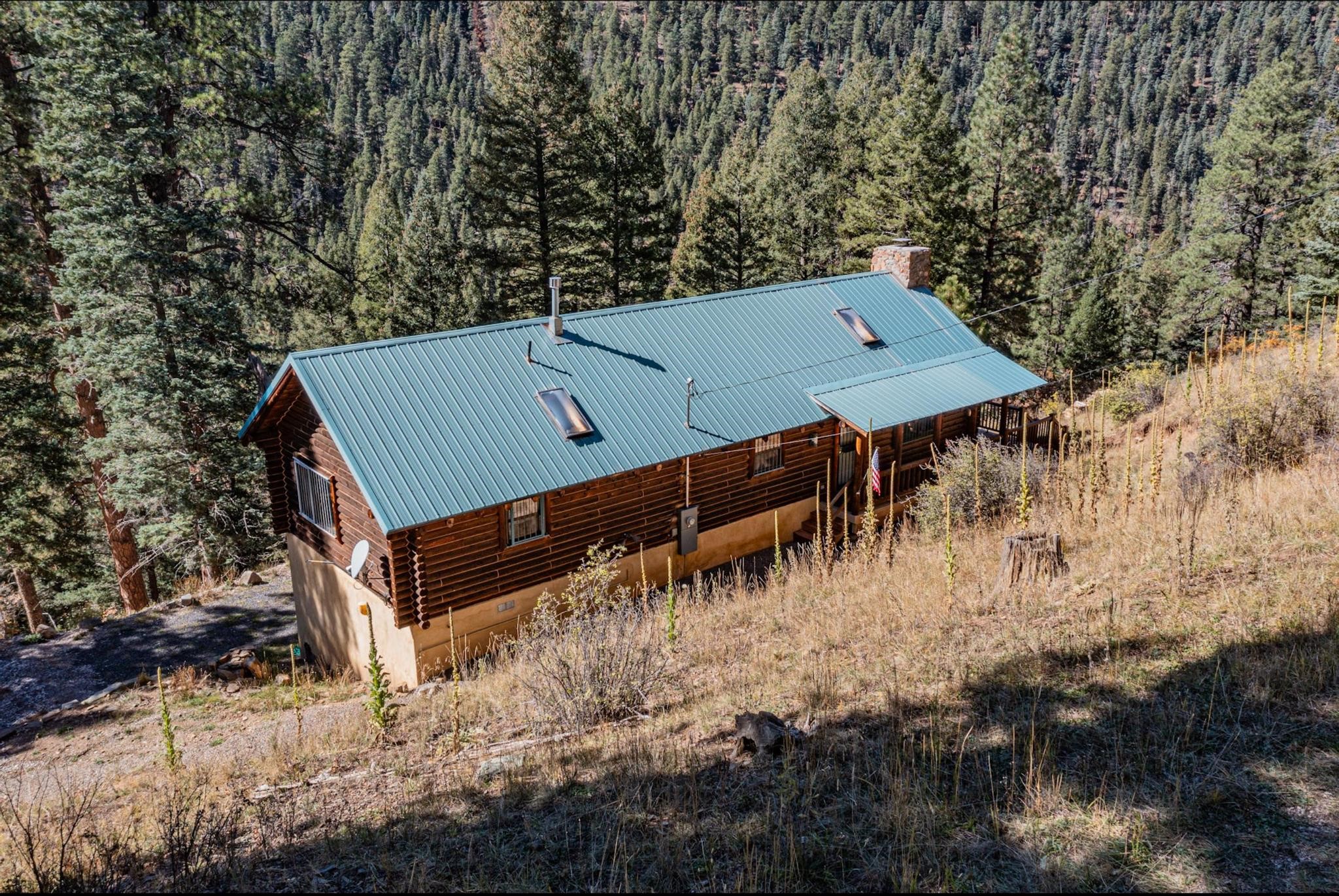12 Pine Lane