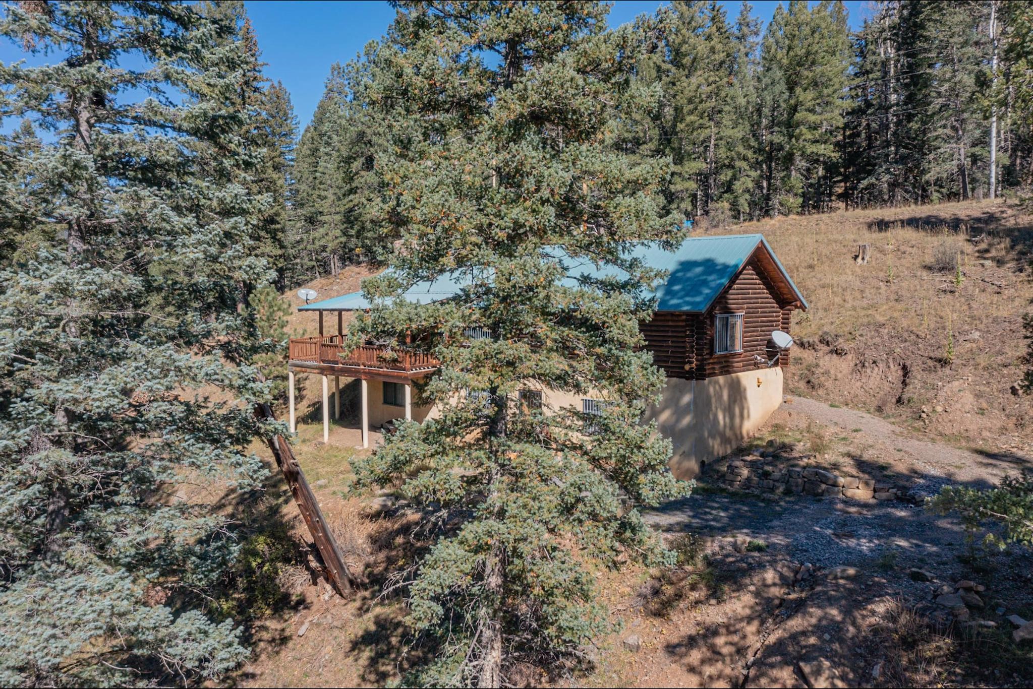12 Pine Lane