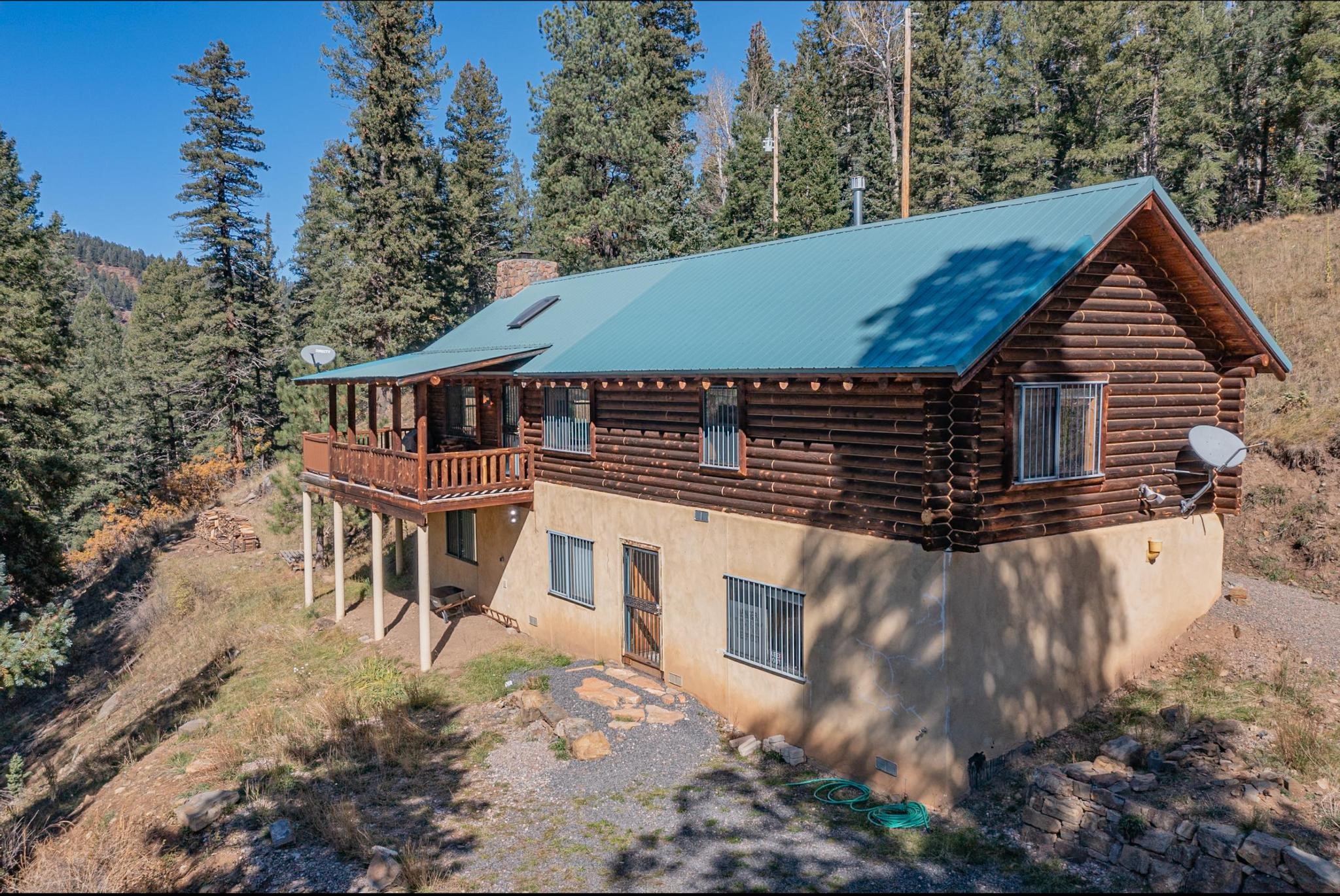 12 Pine Lane