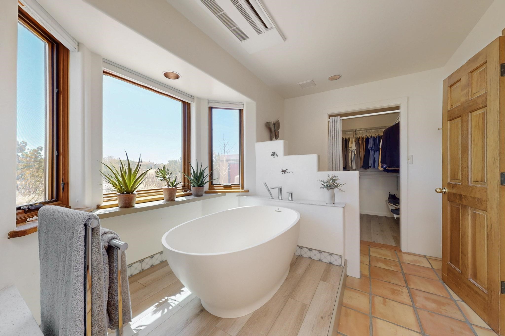 11 Chusco Road