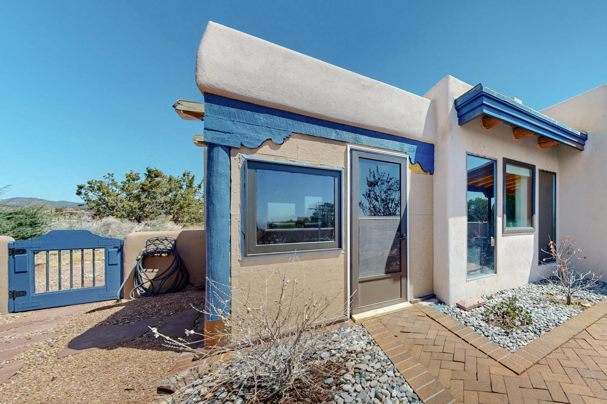 11 Chusco Road