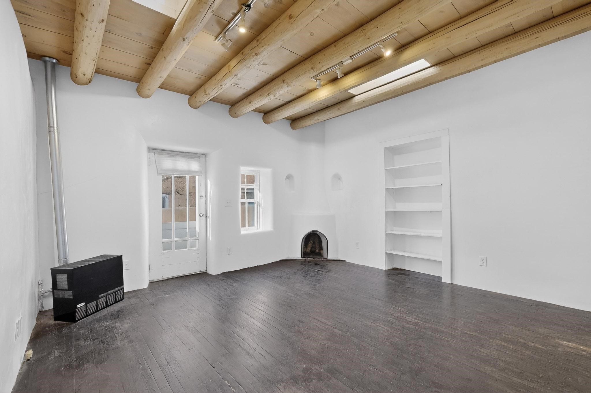 601 1/2 Paseo De Peralta, A, B & C