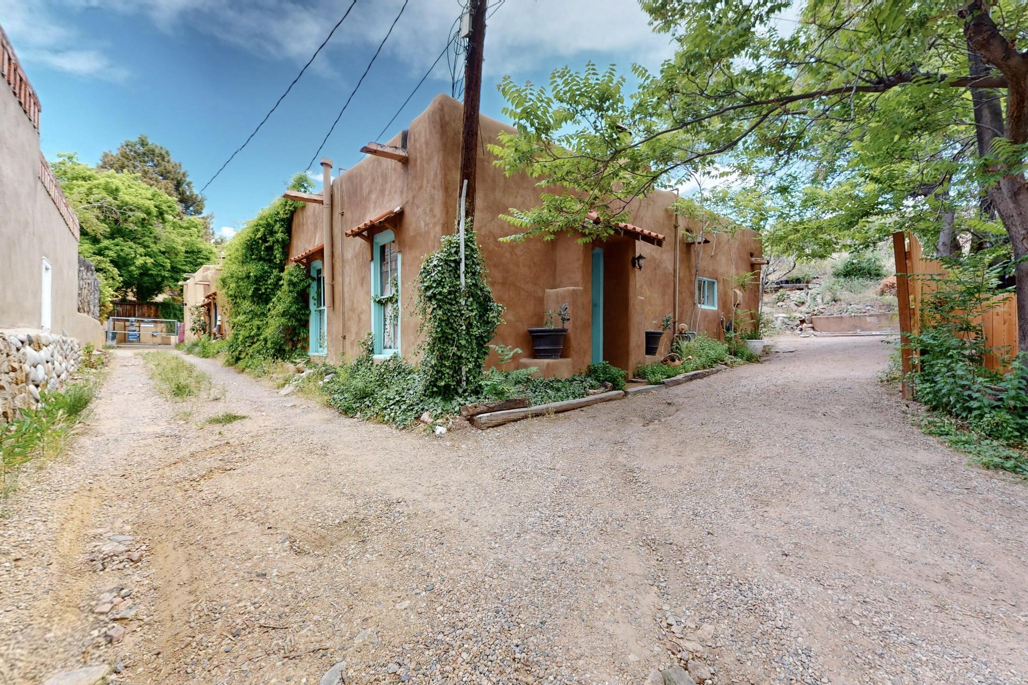 601 1/2 Paseo De Peralta, A, B & C