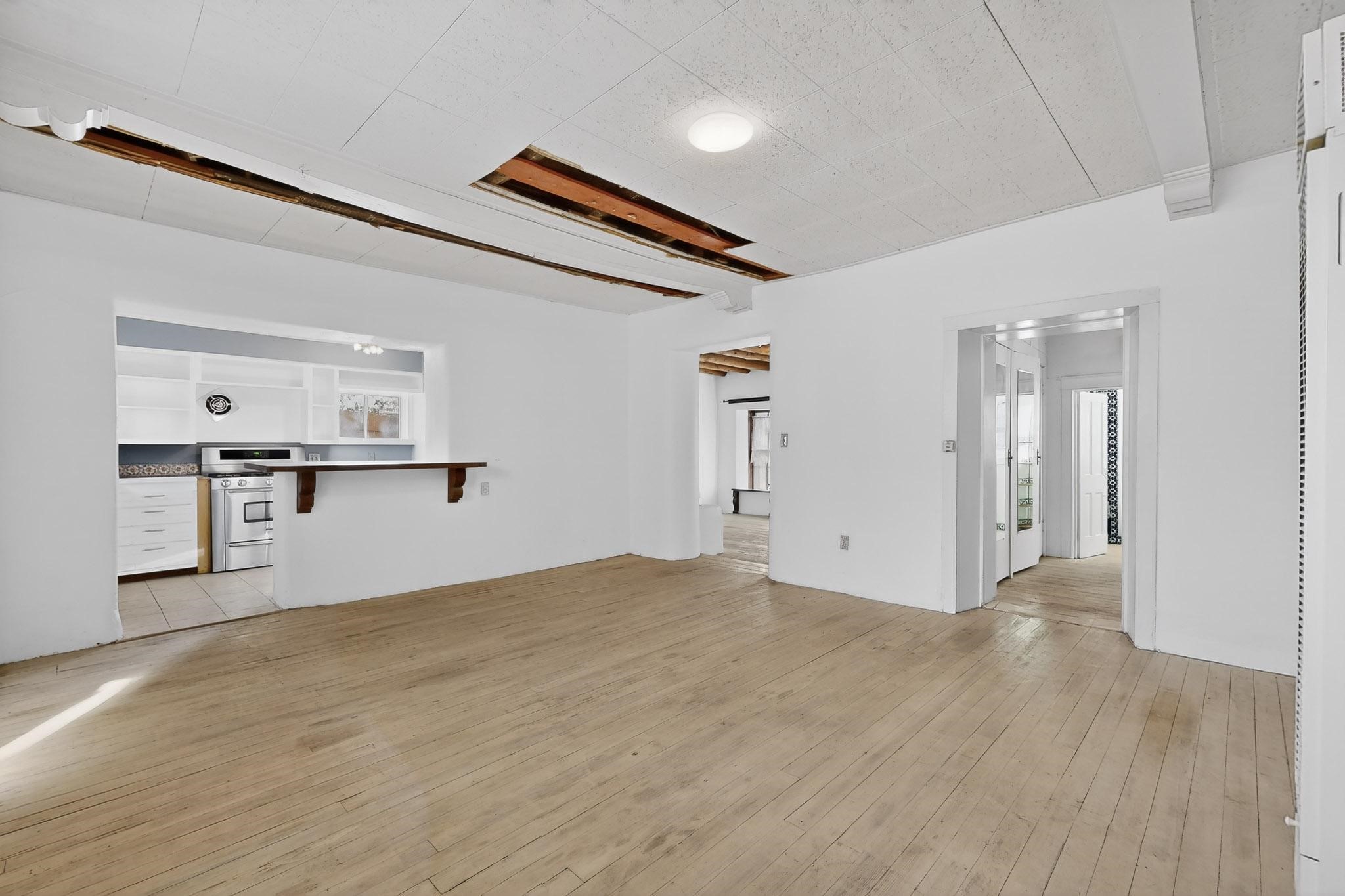 601 1/2 Paseo De Peralta, A, B & C