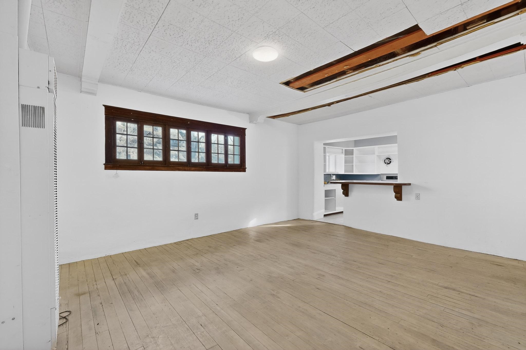601 1/2 Paseo De Peralta, A, B & C