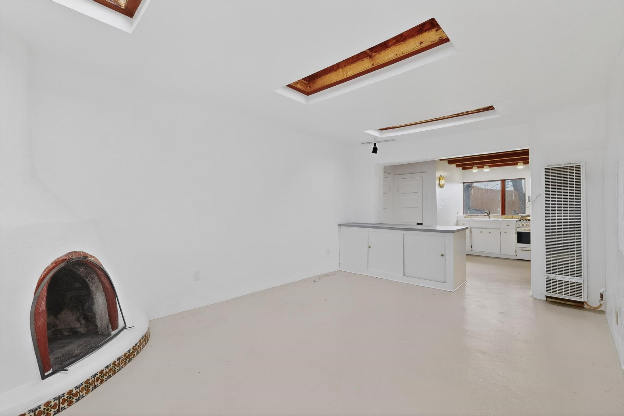 601 1/2 Paseo De Peralta, A, B & C