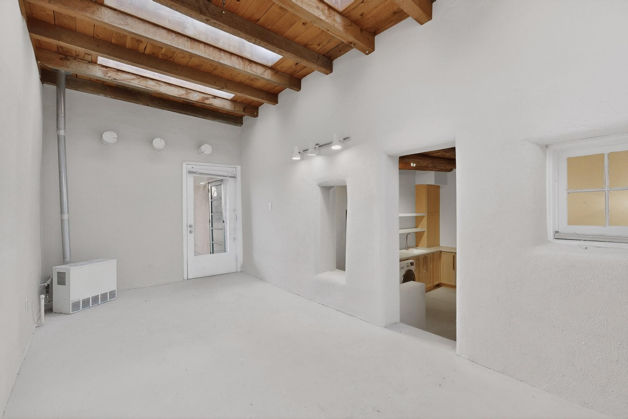 601 1/2 Paseo De Peralta, A, B & C