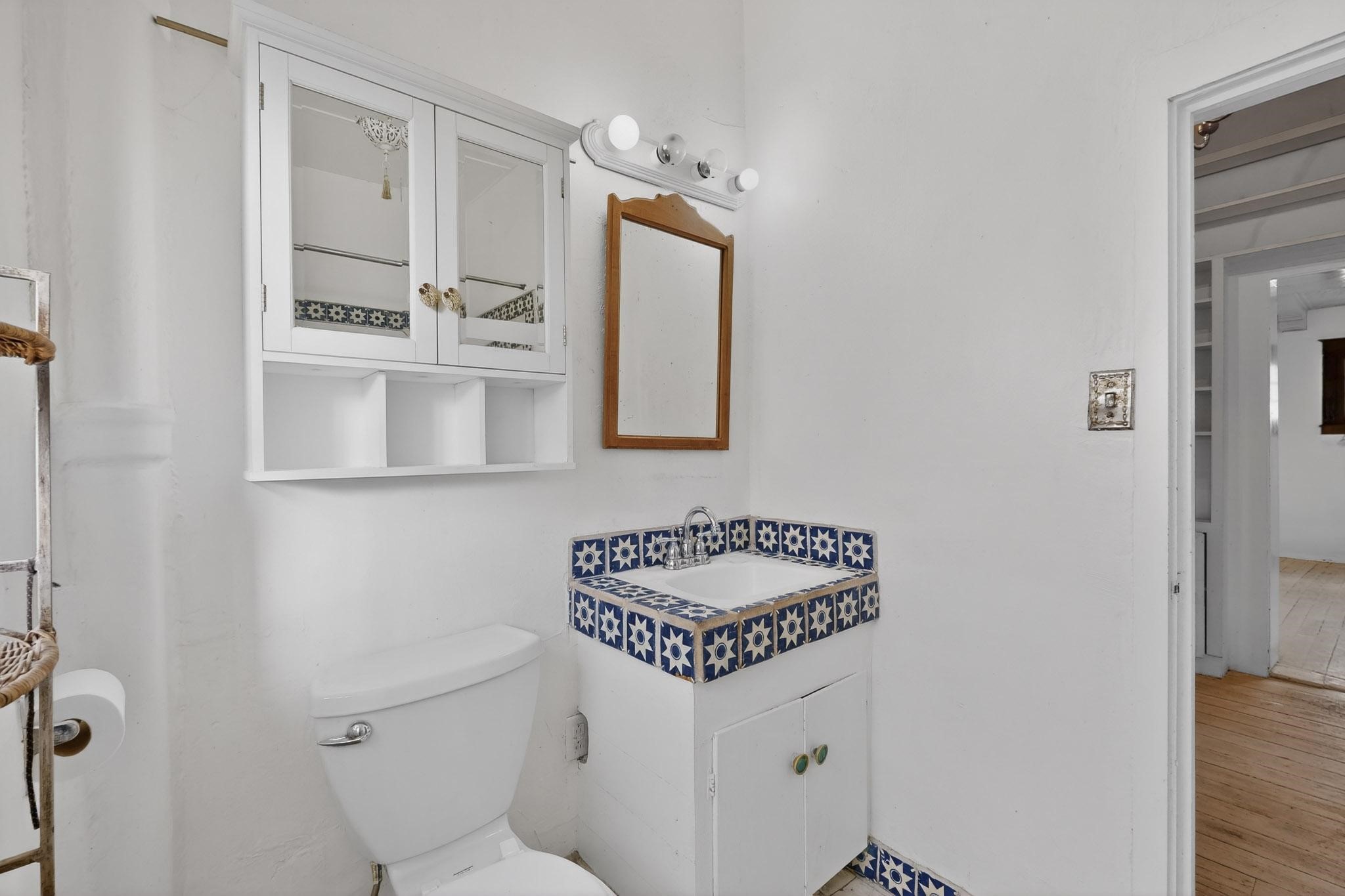 601 1/2 Paseo De Peralta, A, B & C