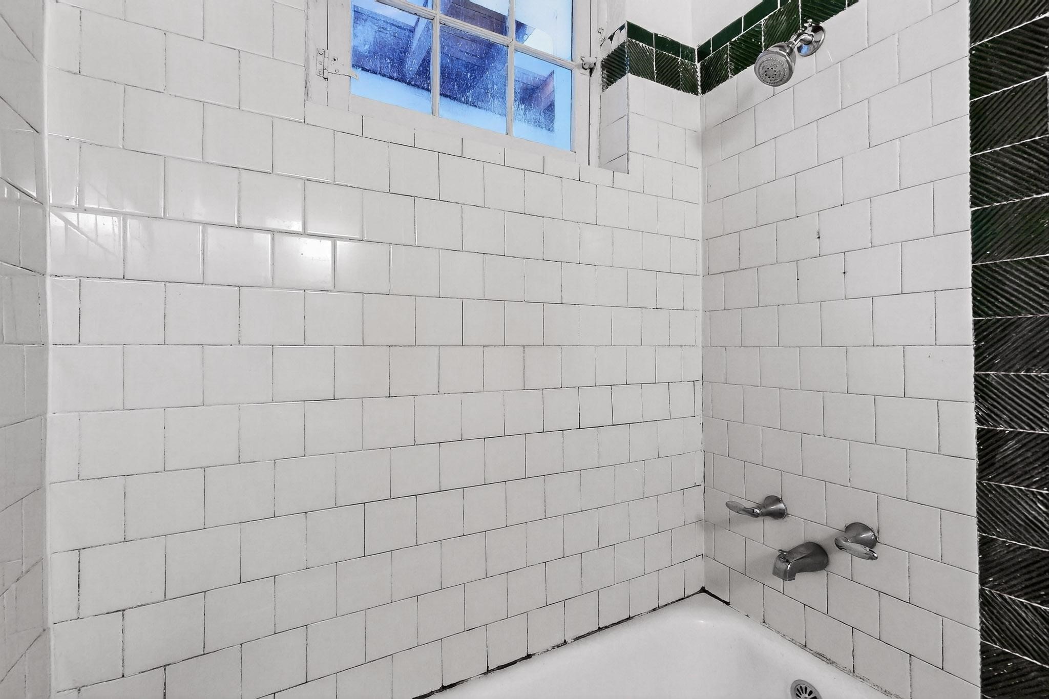 601 1/2 Paseo De Peralta, A, B & C