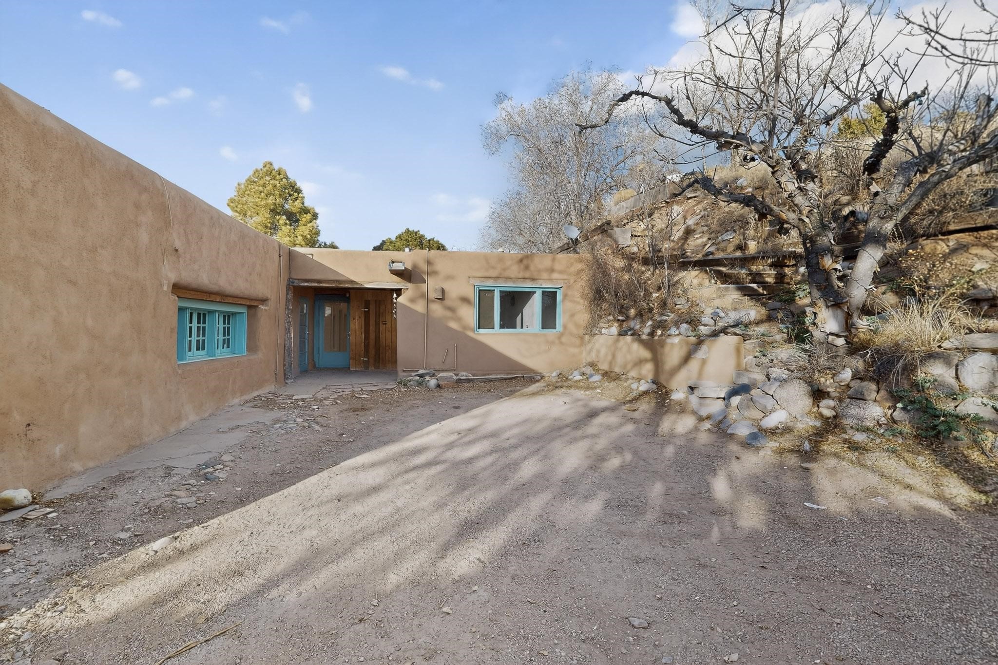 601 1/2 Paseo De Peralta, A, B & C