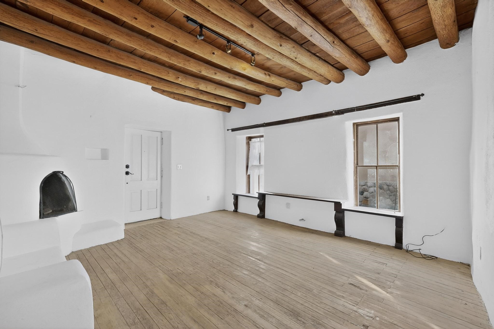 601 1/2 Paseo De Peralta, A, B & C