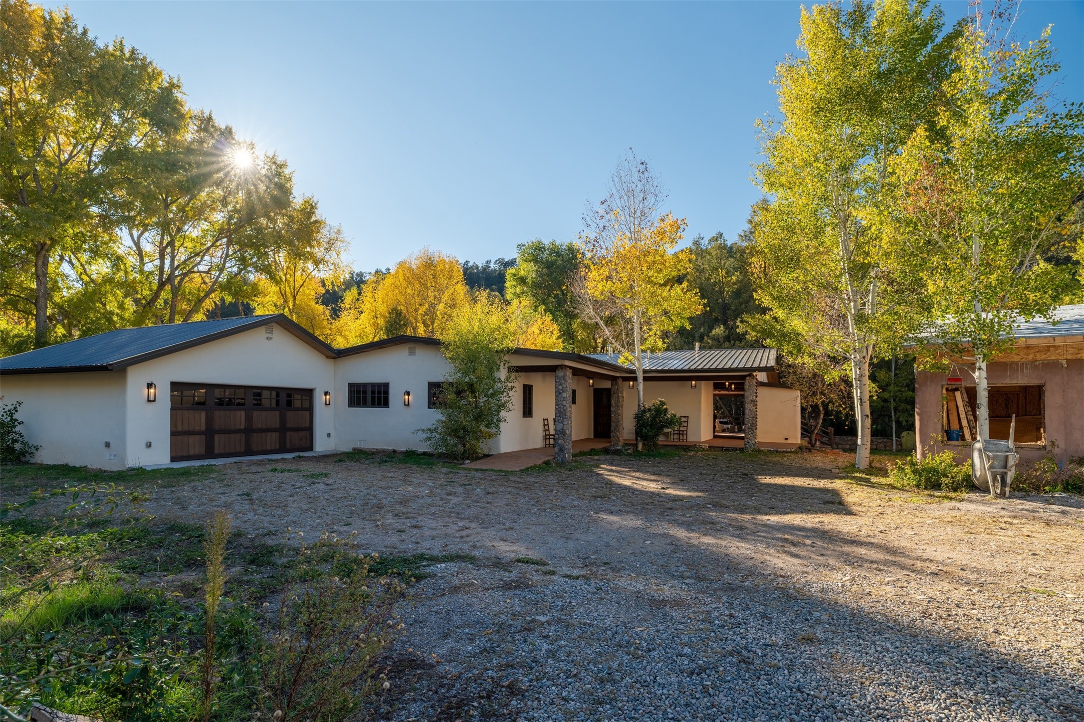 14 Ledge Road
