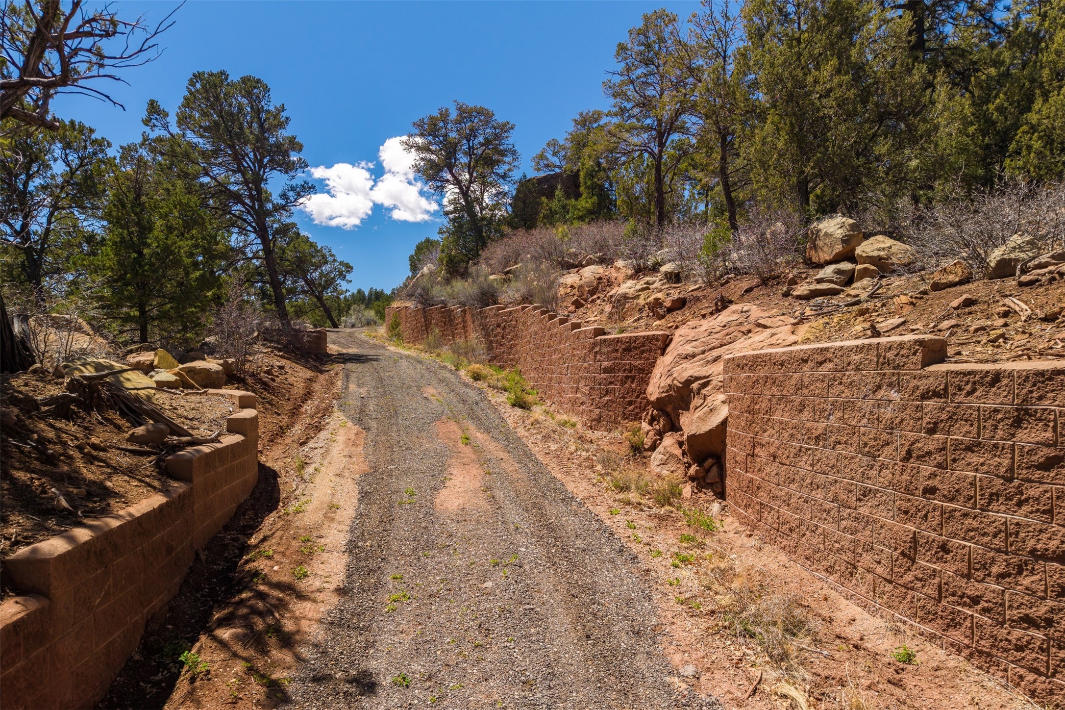30 Monte La Cueva Road
