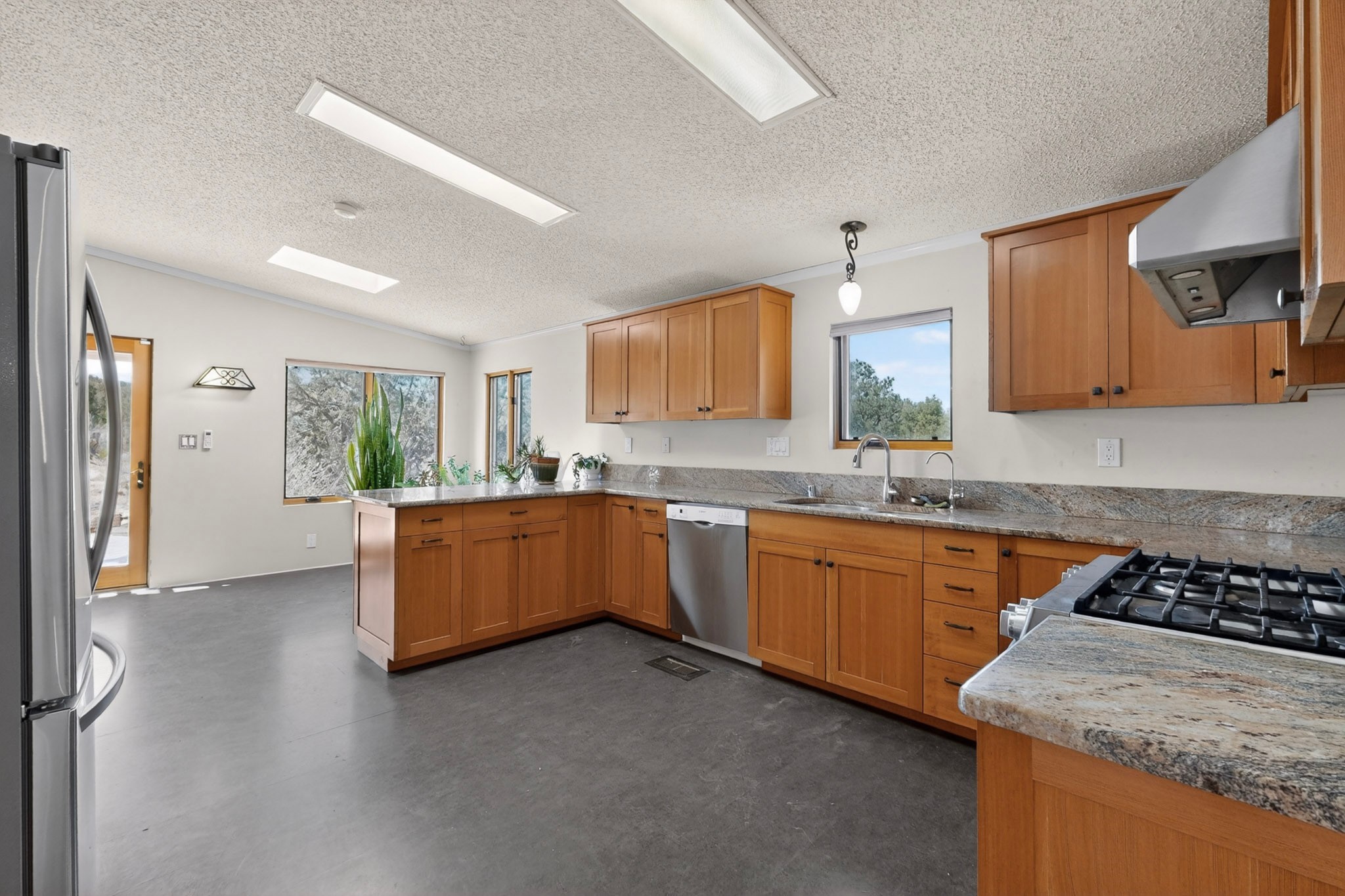 7342 Old Santa Fe Trail