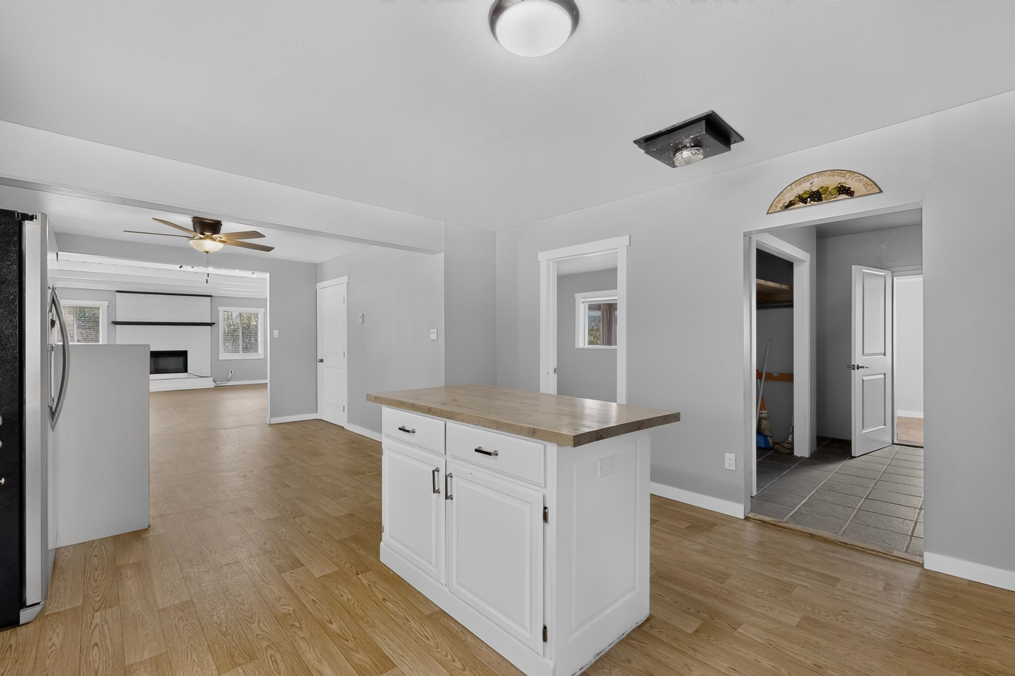 5 Ivanas Way