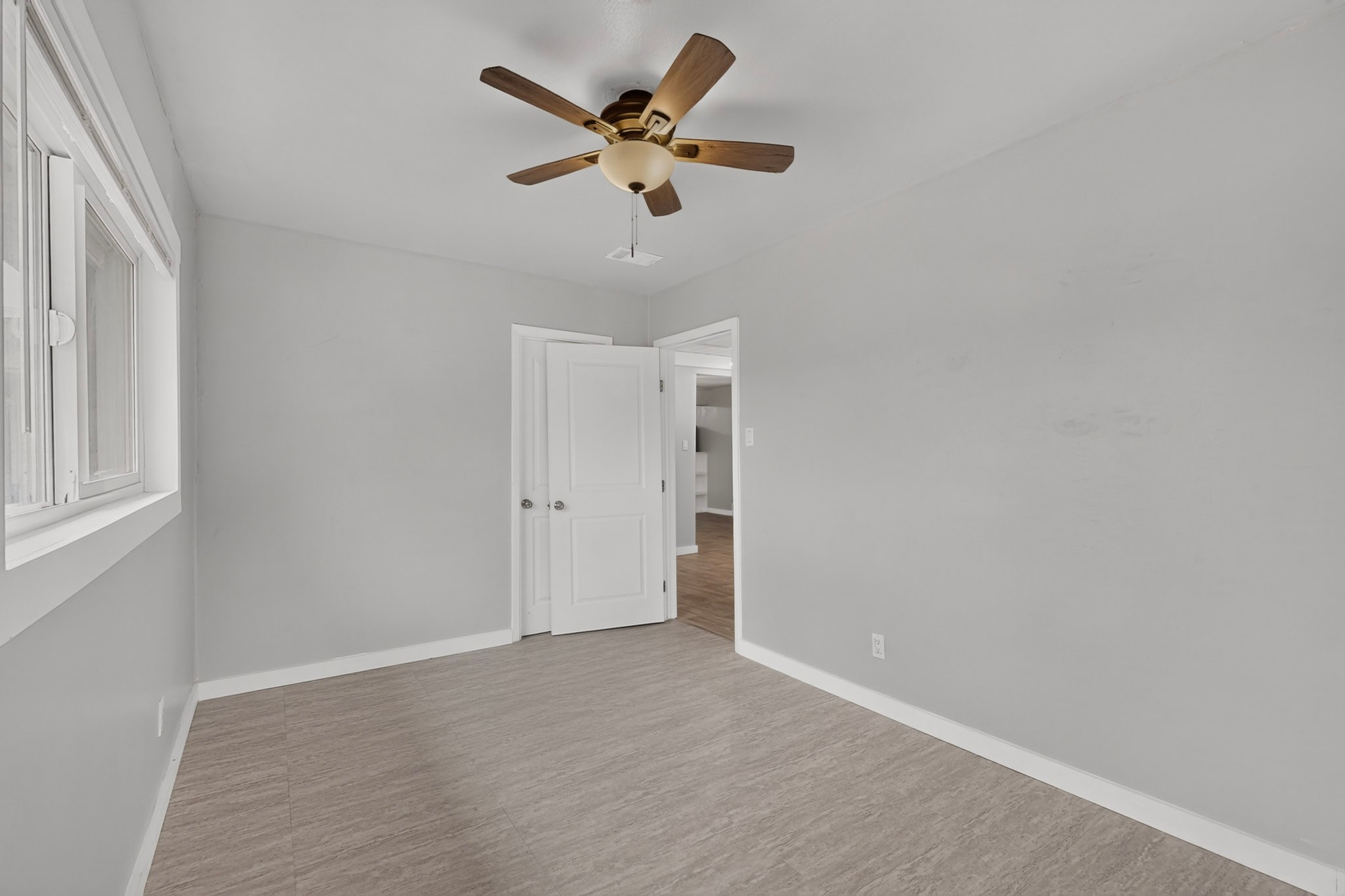 5 Ivanas Way