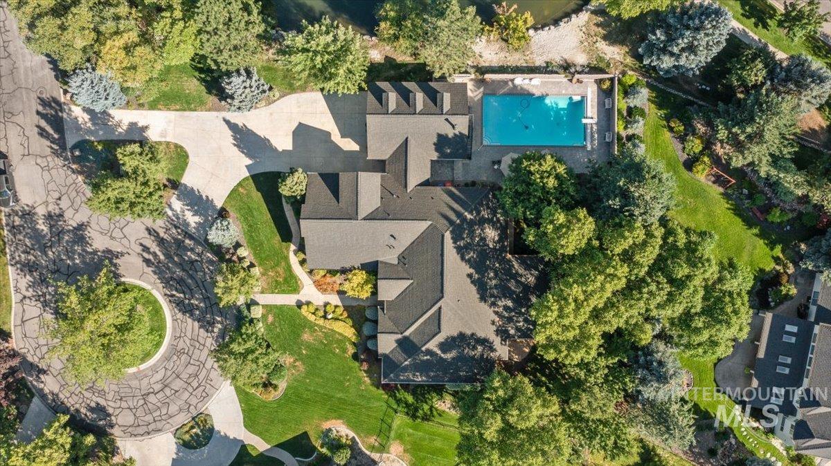 481 E Mapleside Court