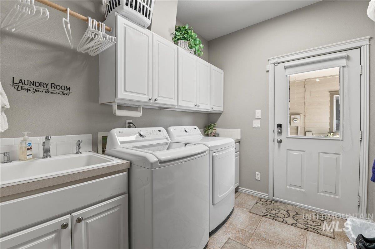 481 E Mapleside Court