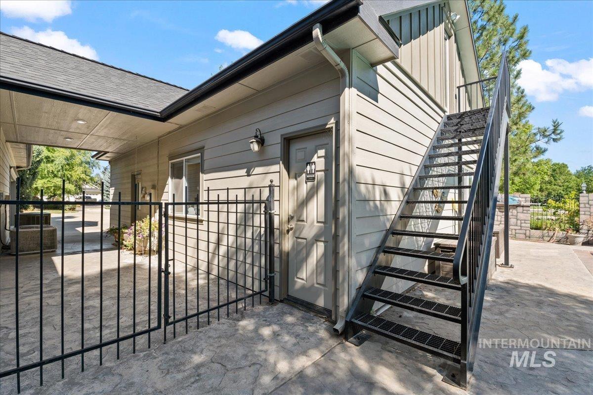 481 E Mapleside Court