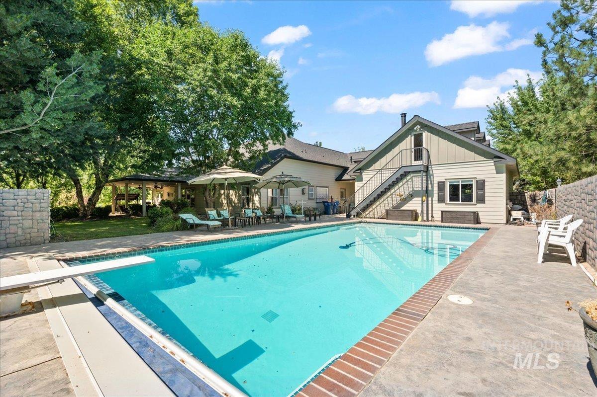 481 E Mapleside Court