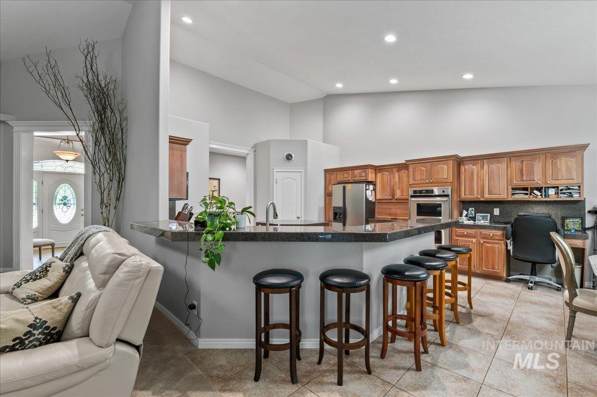 481 E Mapleside Court