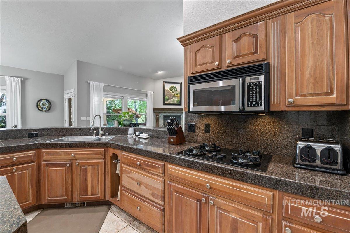 481 E Mapleside Court