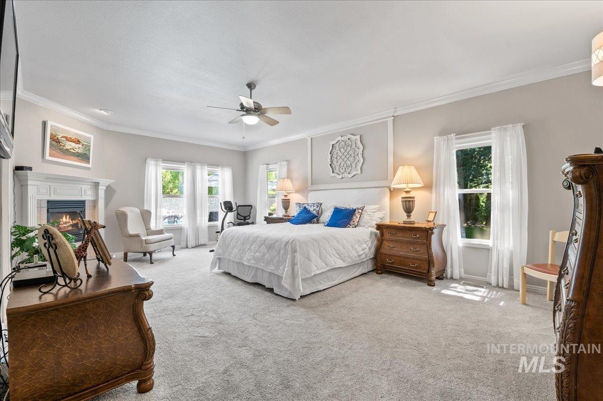 481 E Mapleside Court