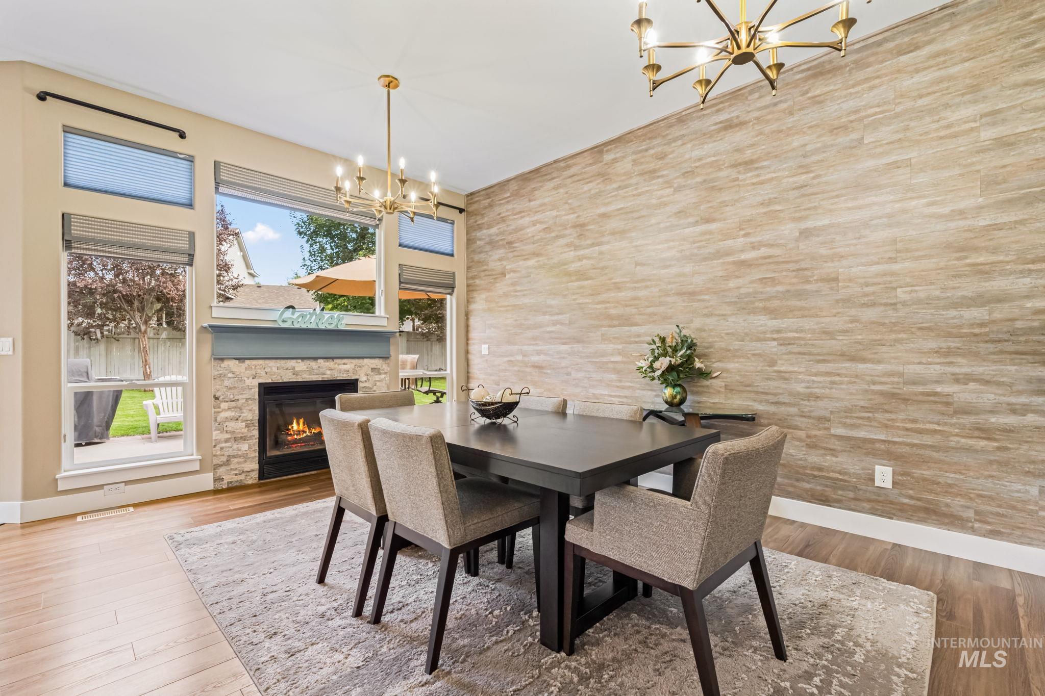 10484 N Palisades Way