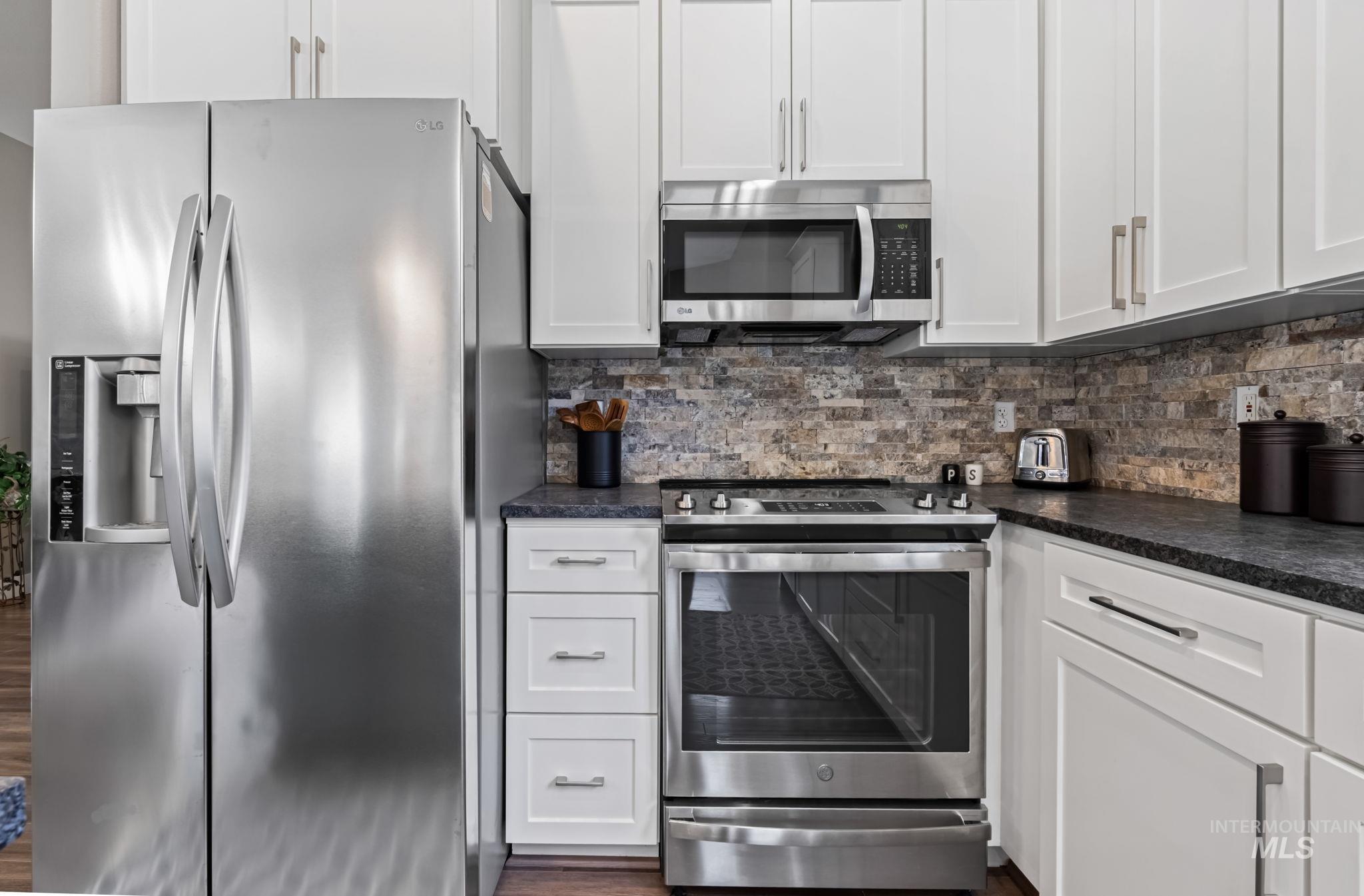 10484 N Palisades Way