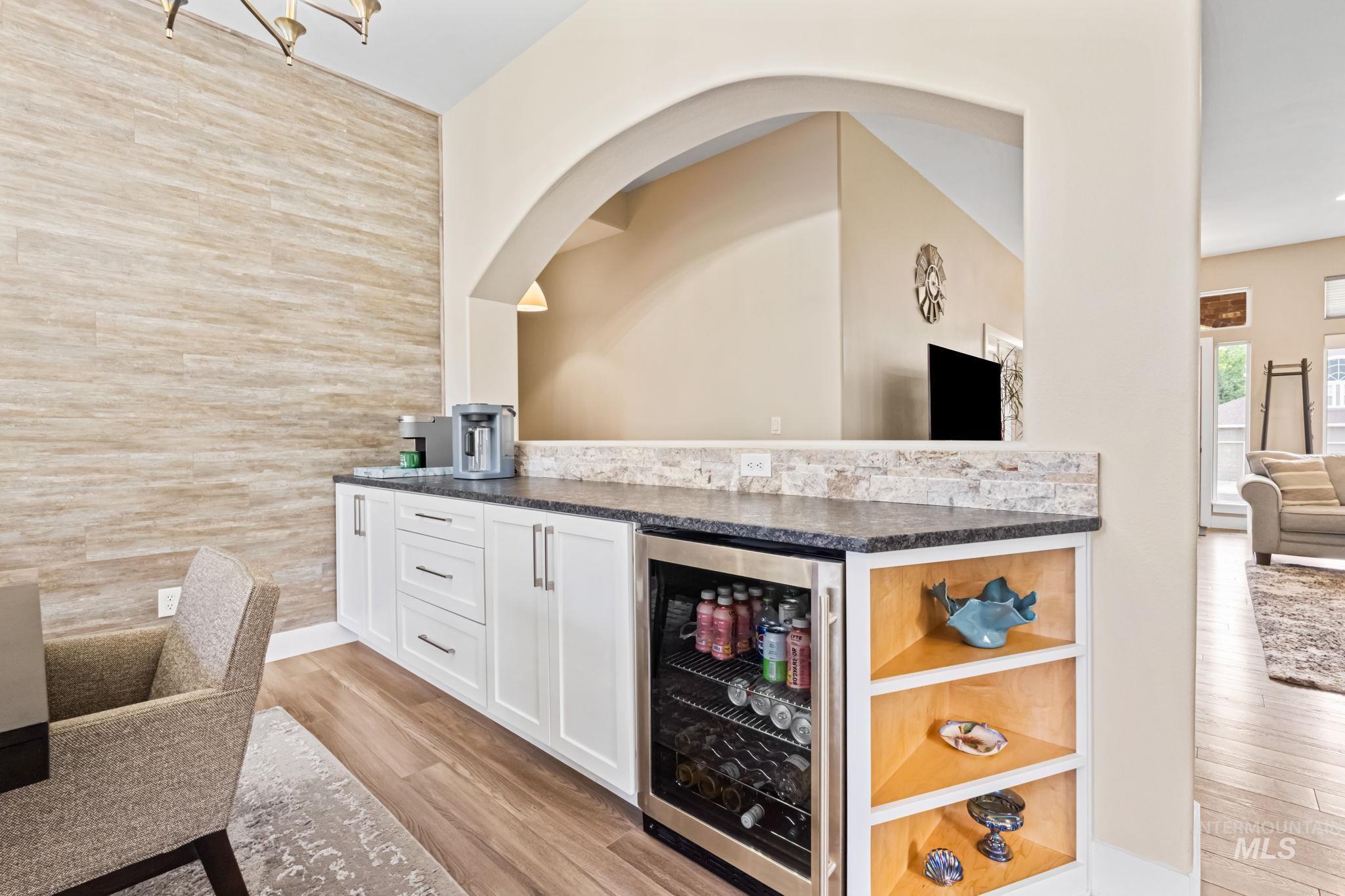 10484 N Palisades Way