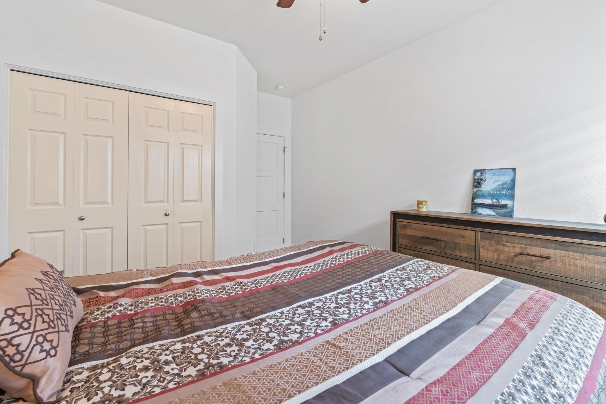 10484 N Palisades Way