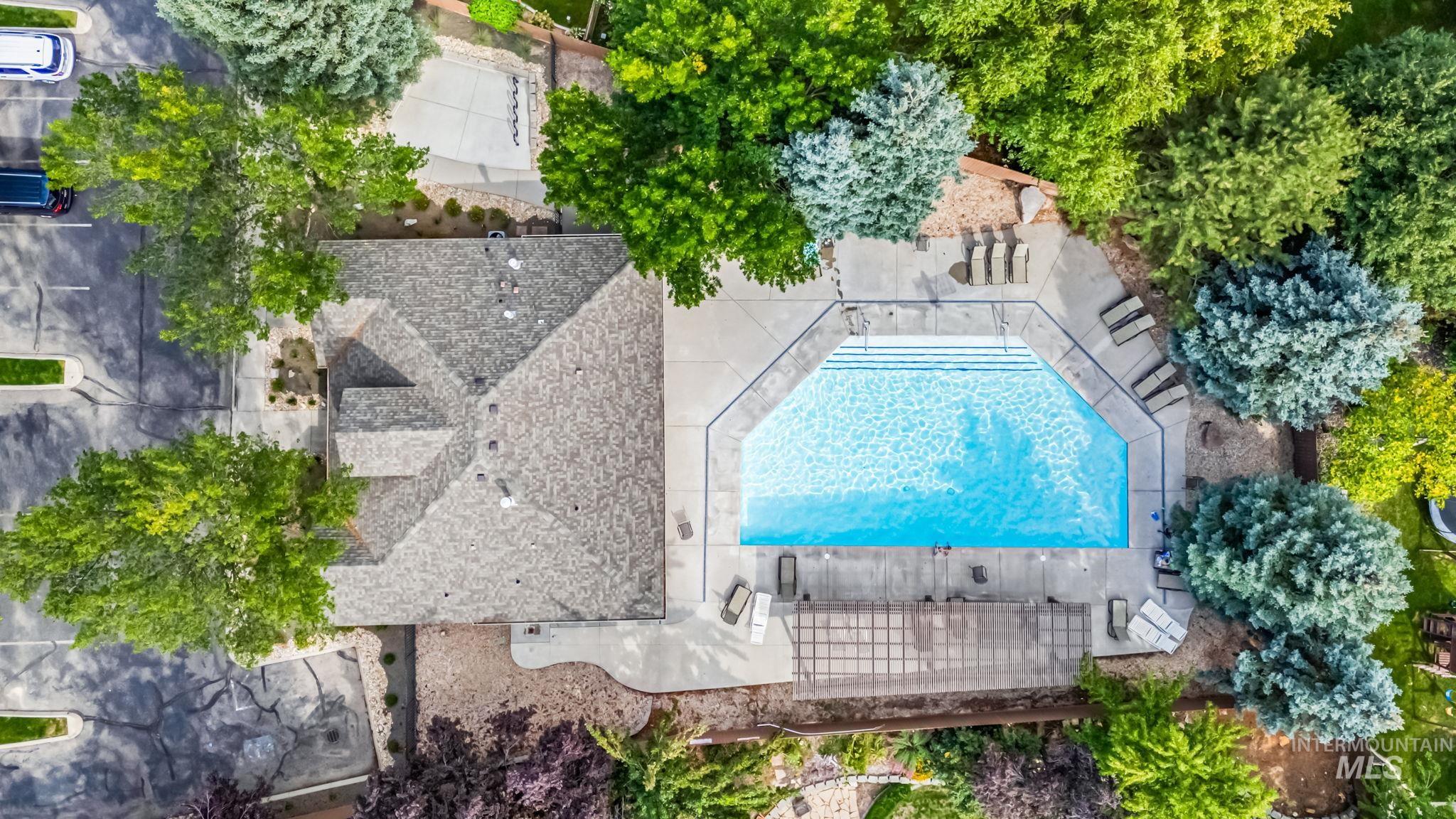 10484 N Palisades Way