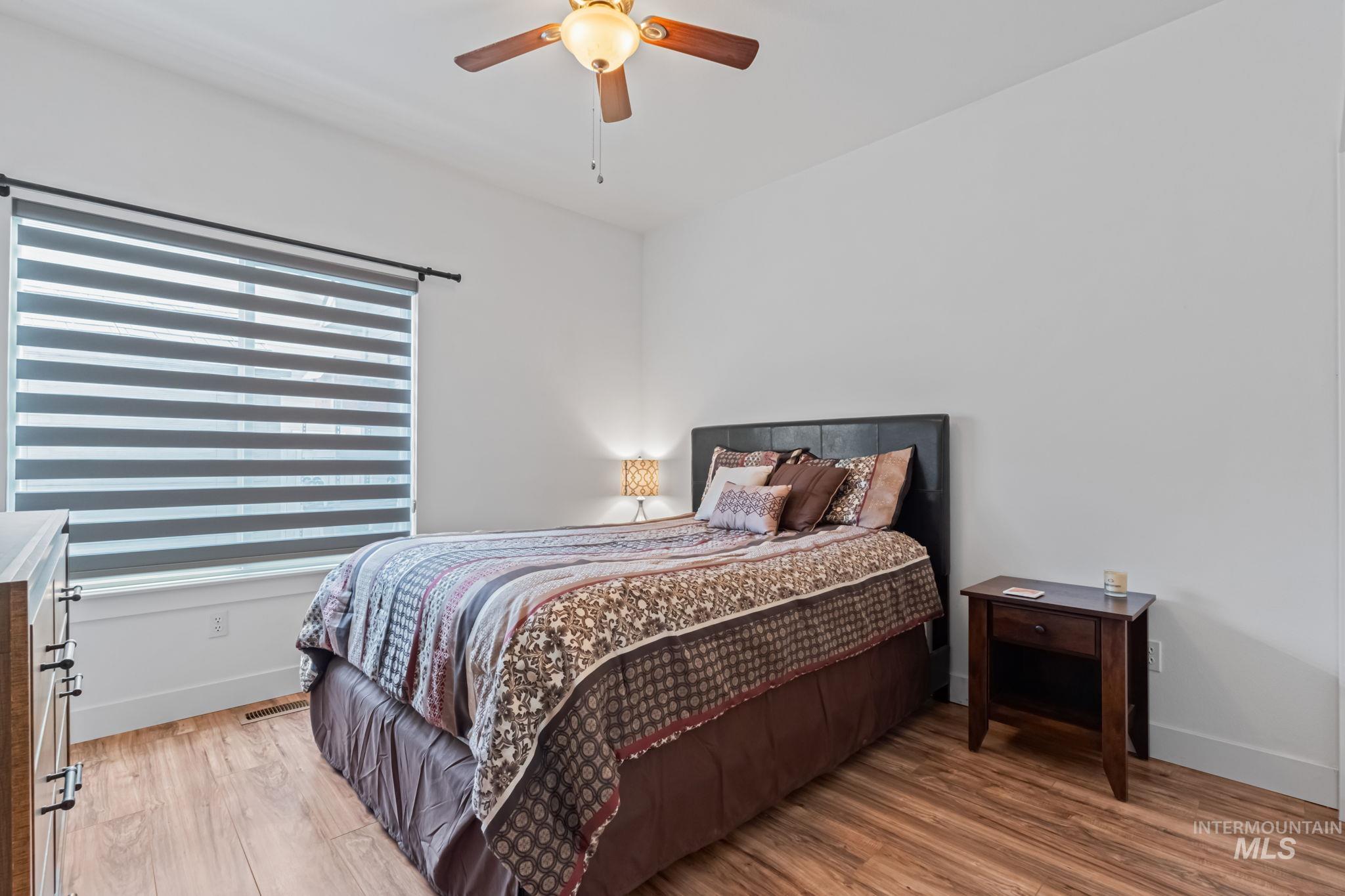 10484 N Palisades Way