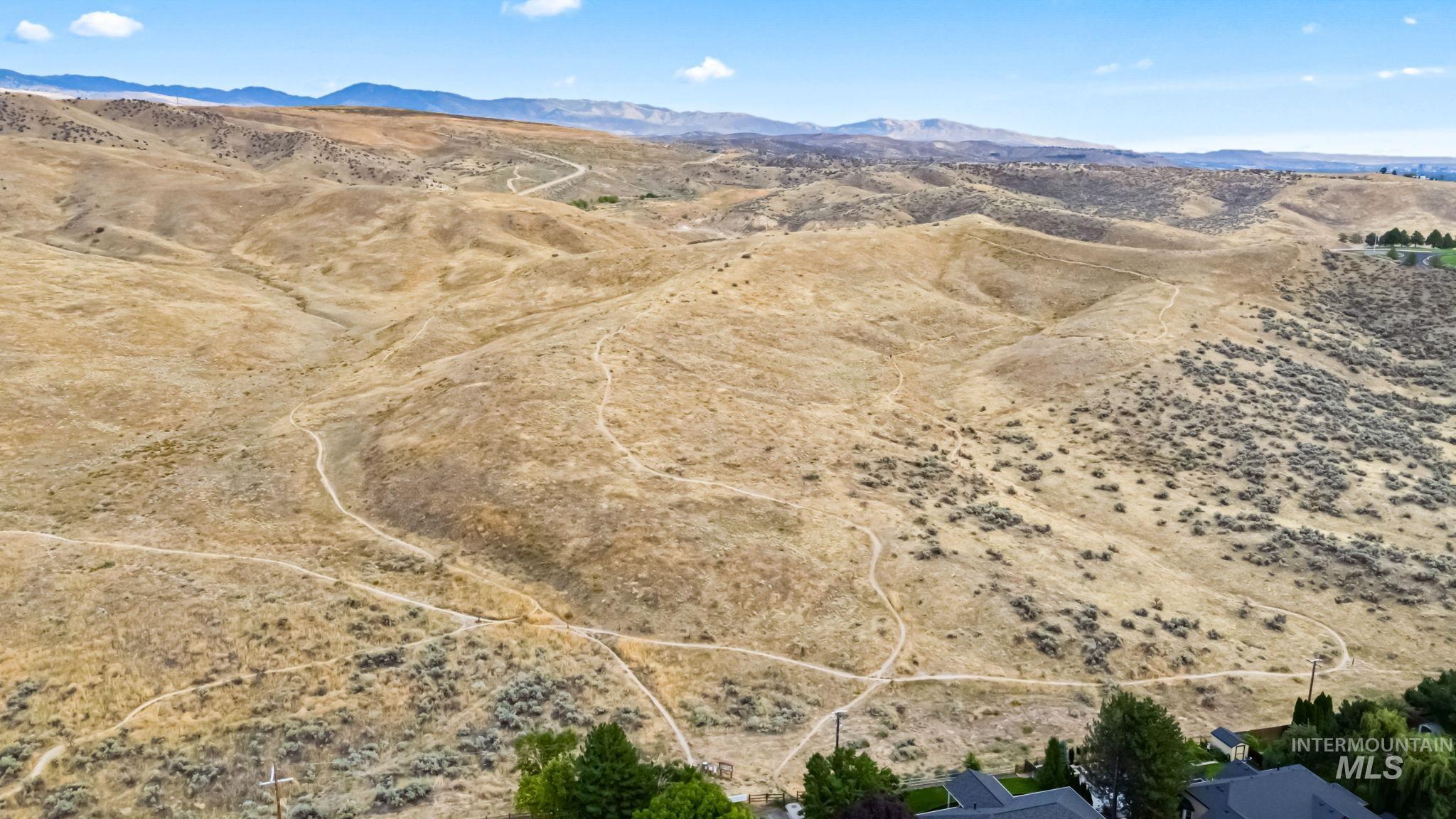 10484 N Palisades Way