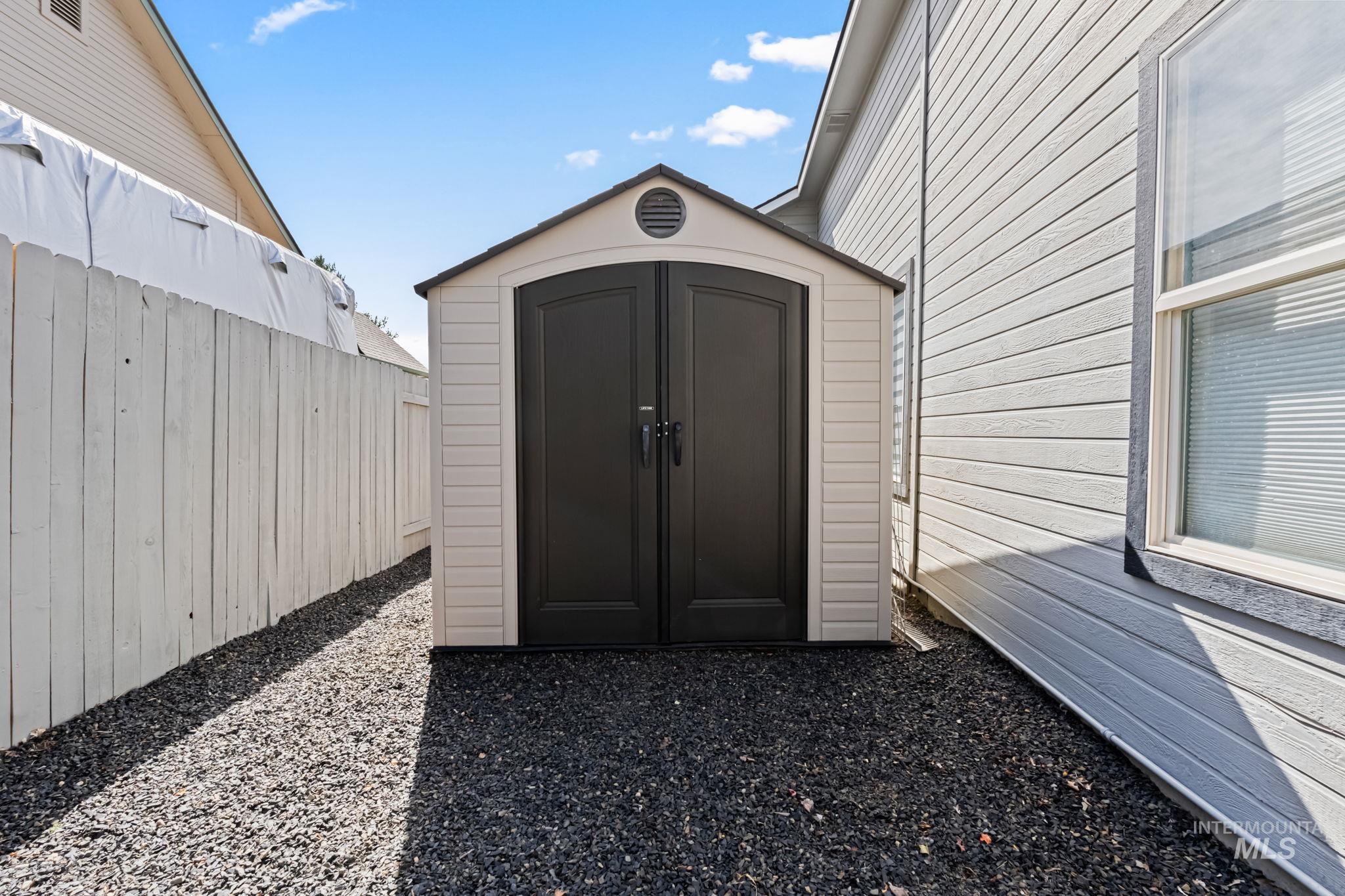 10484 N Palisades Way