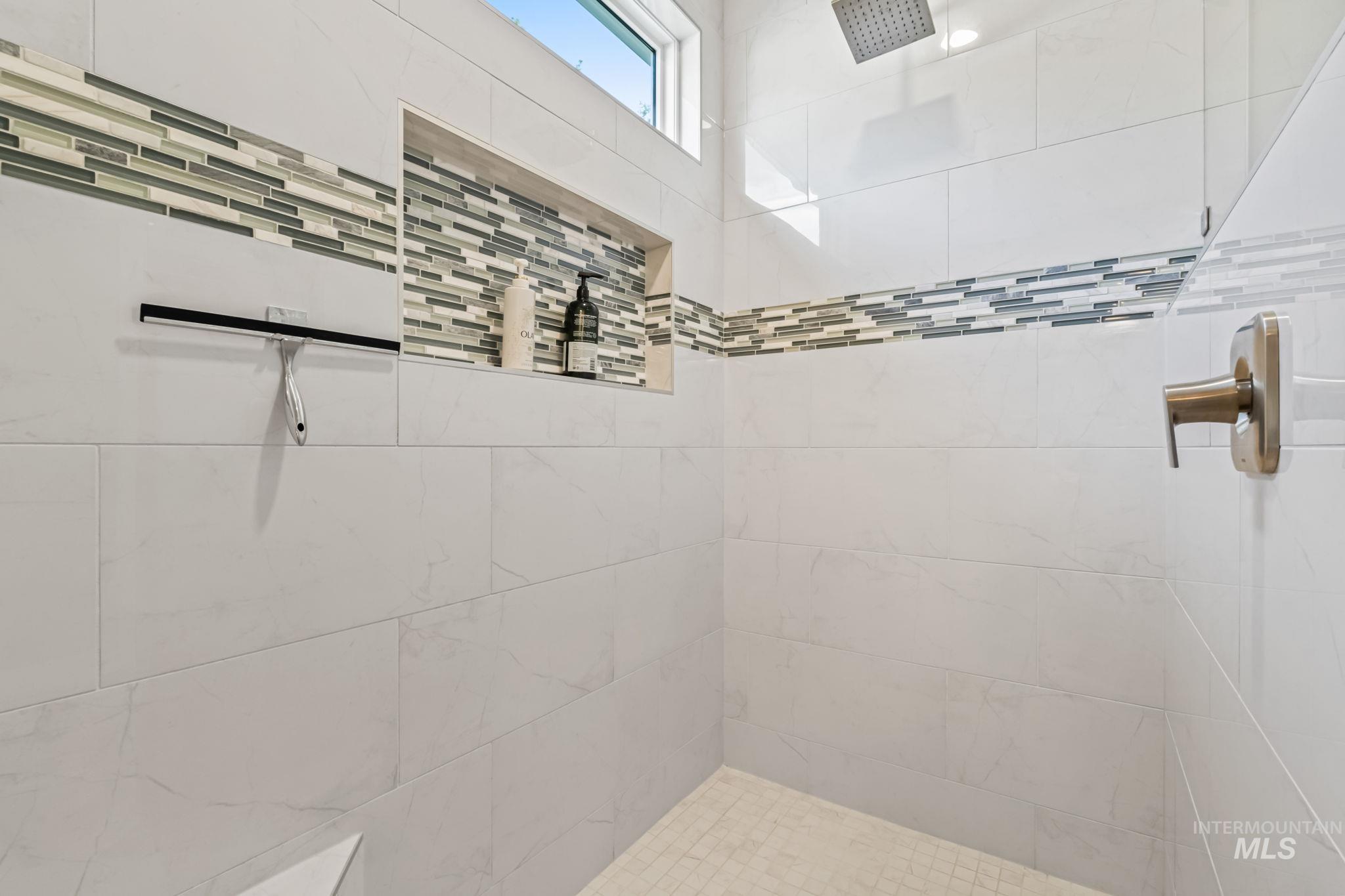 10484 N Palisades Way