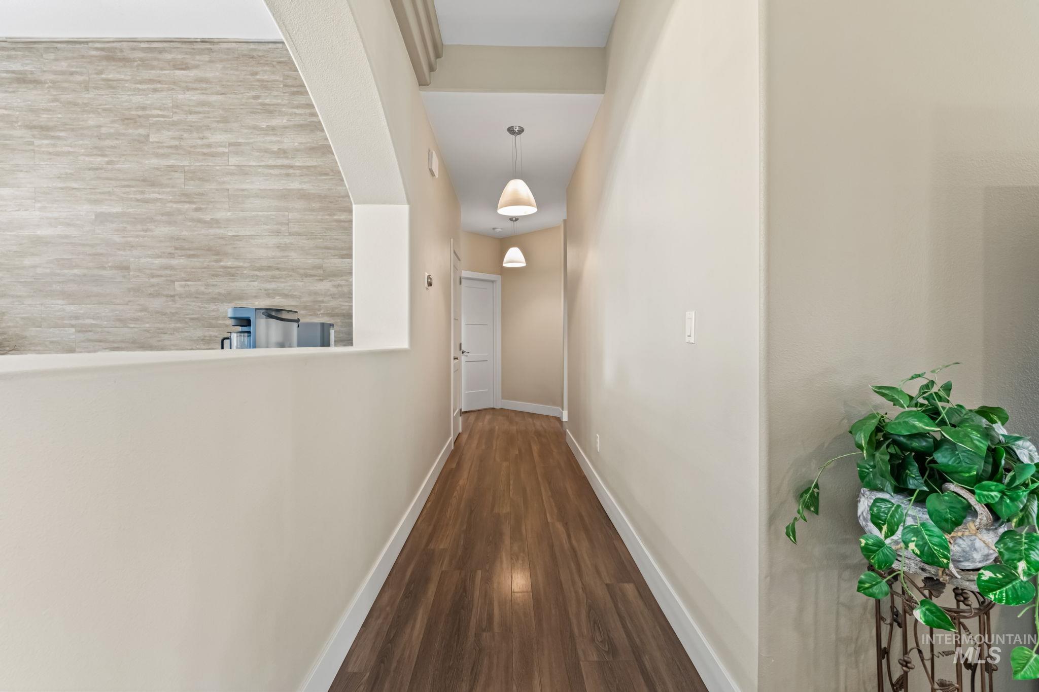 10484 N Palisades Way