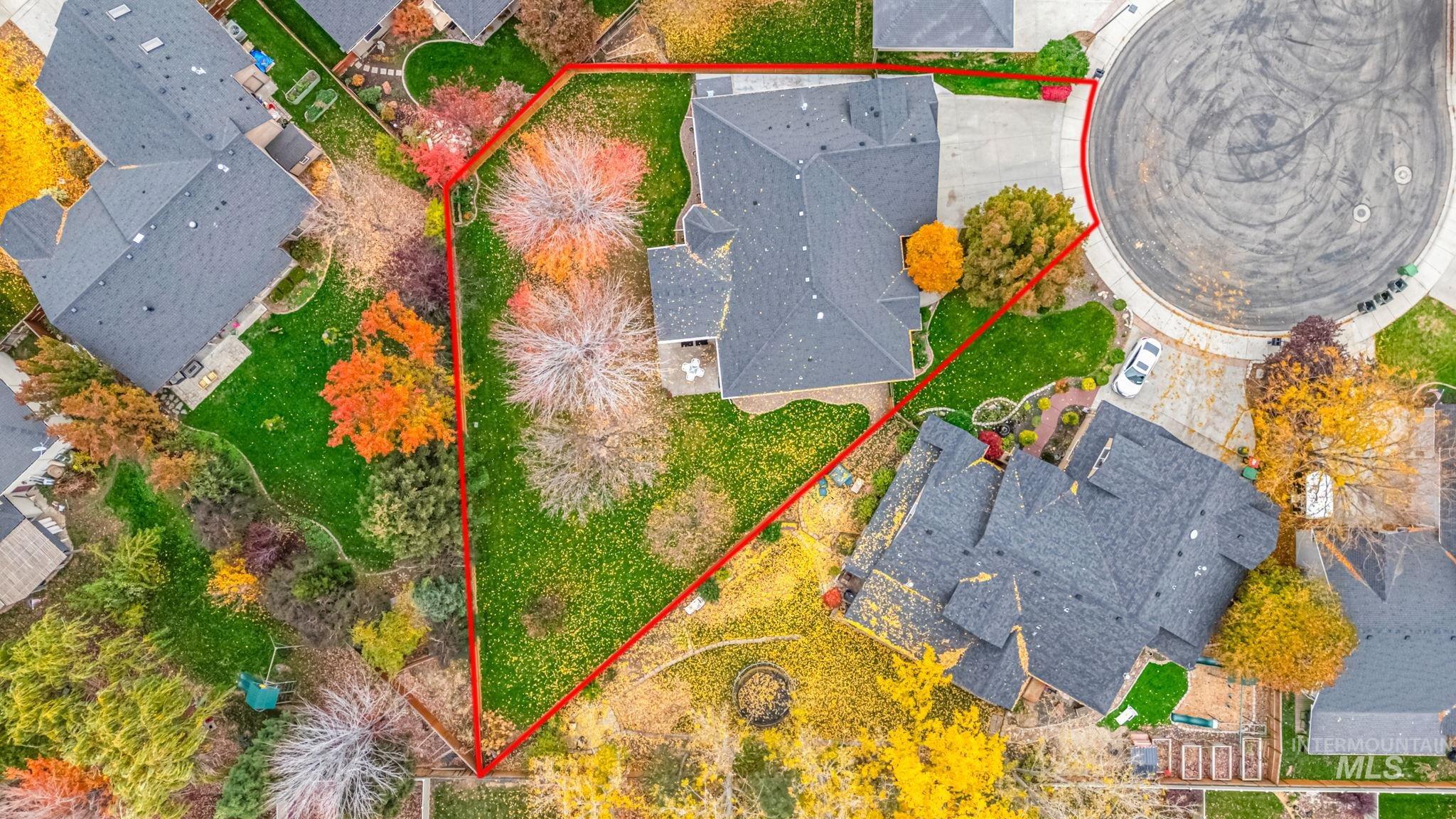 2049 N Marnita Place