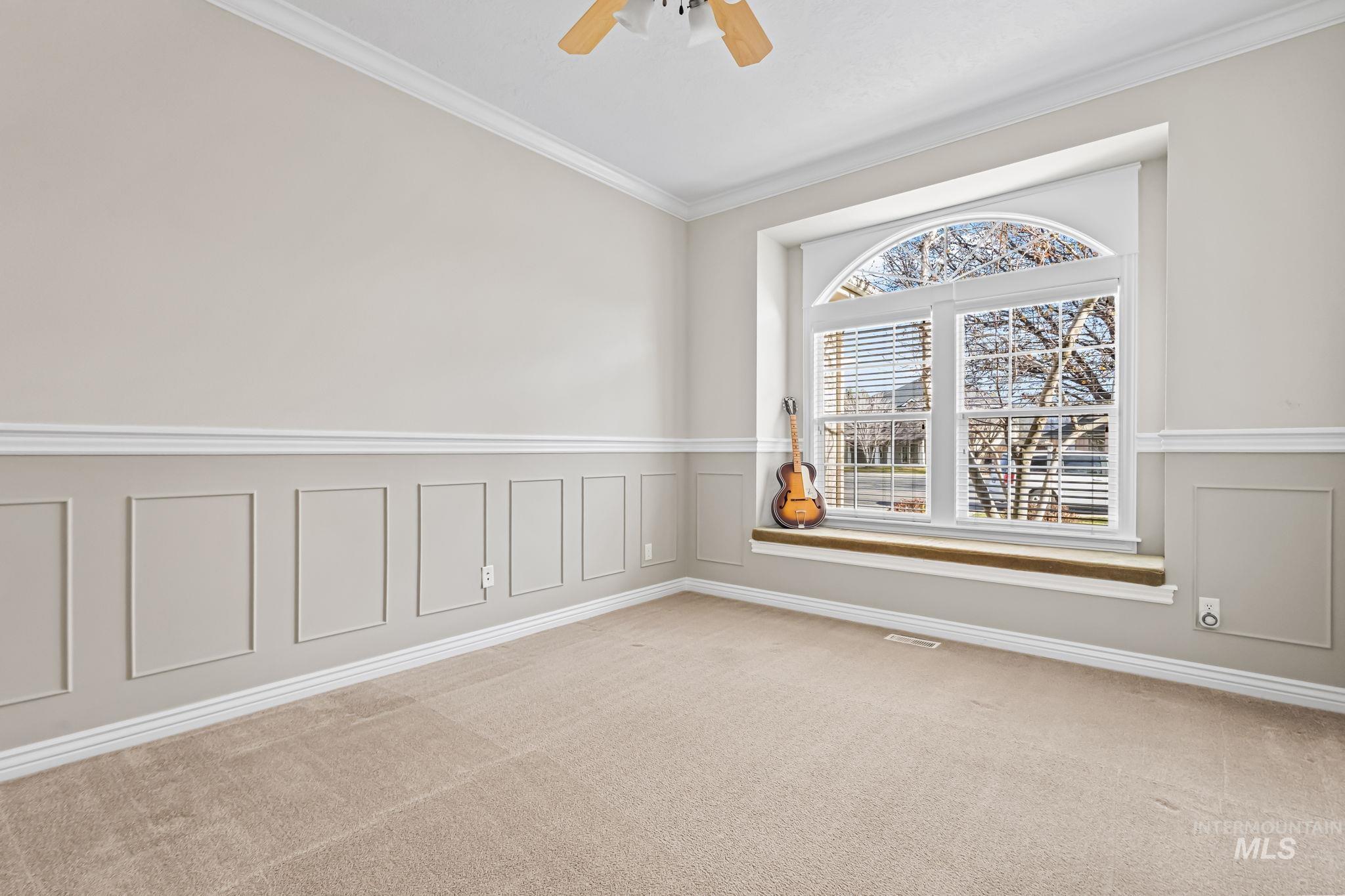 2049 N Marnita Place